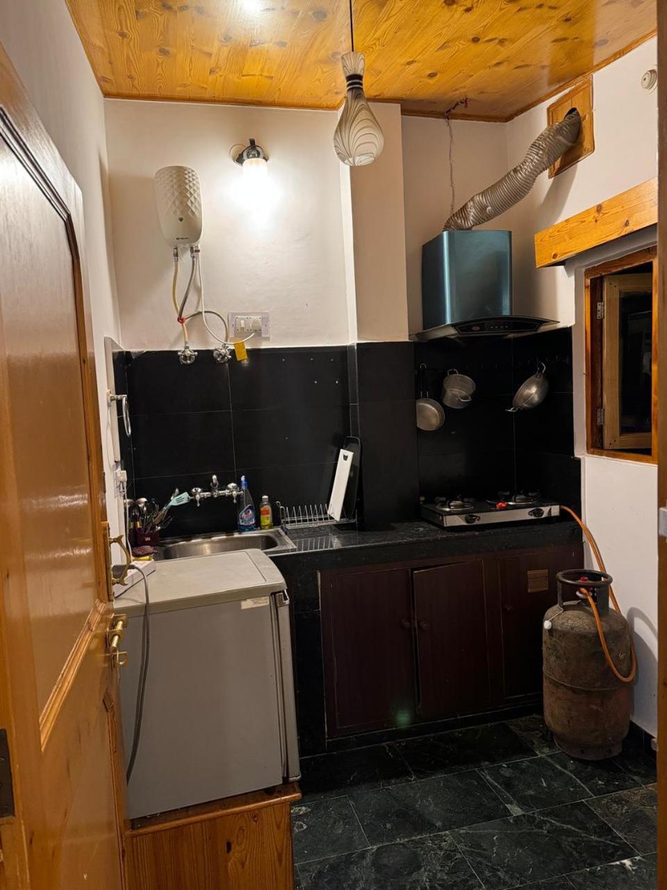 Photo 46