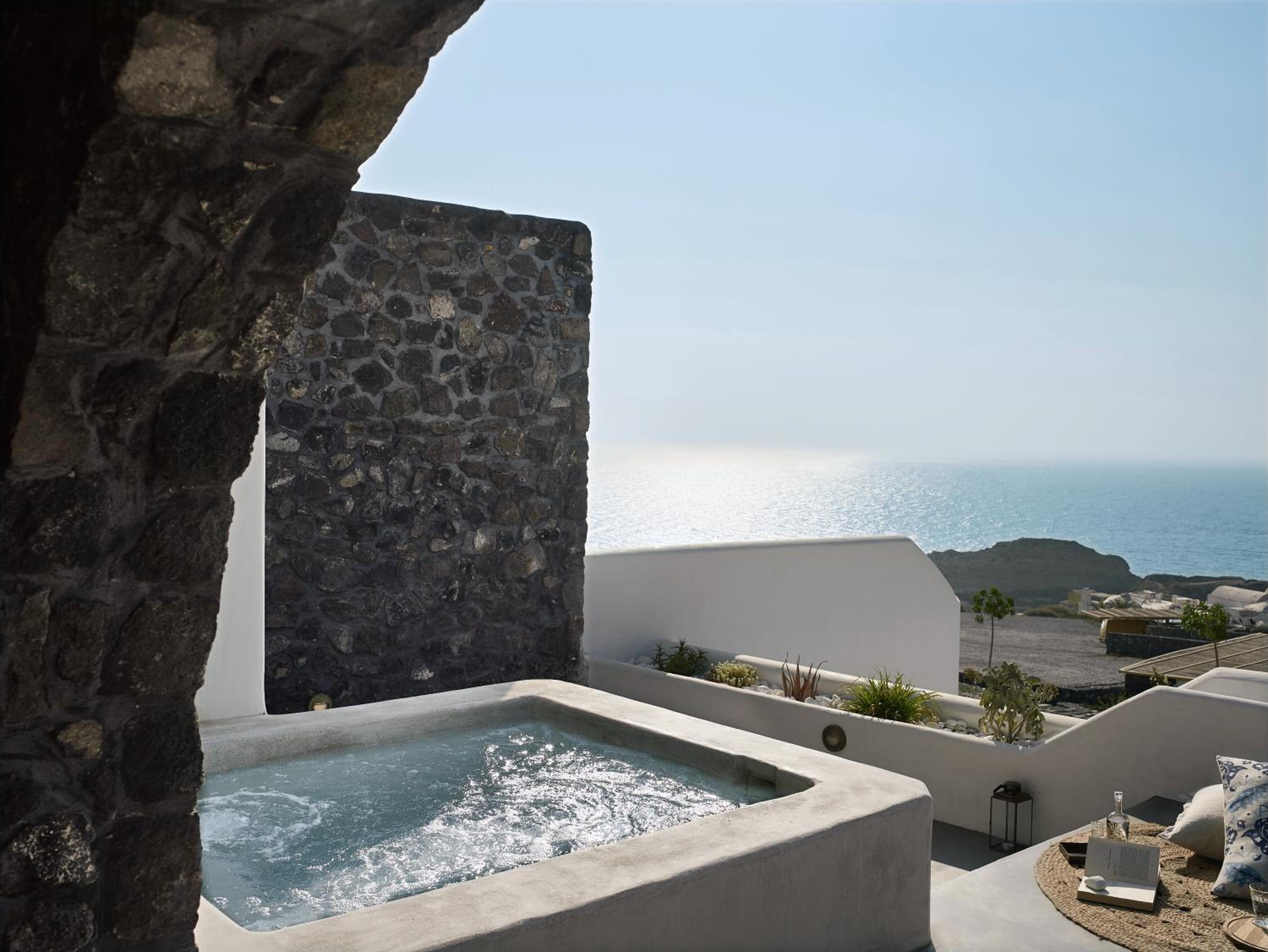 Santo Pure Oia Suites & Villas 45