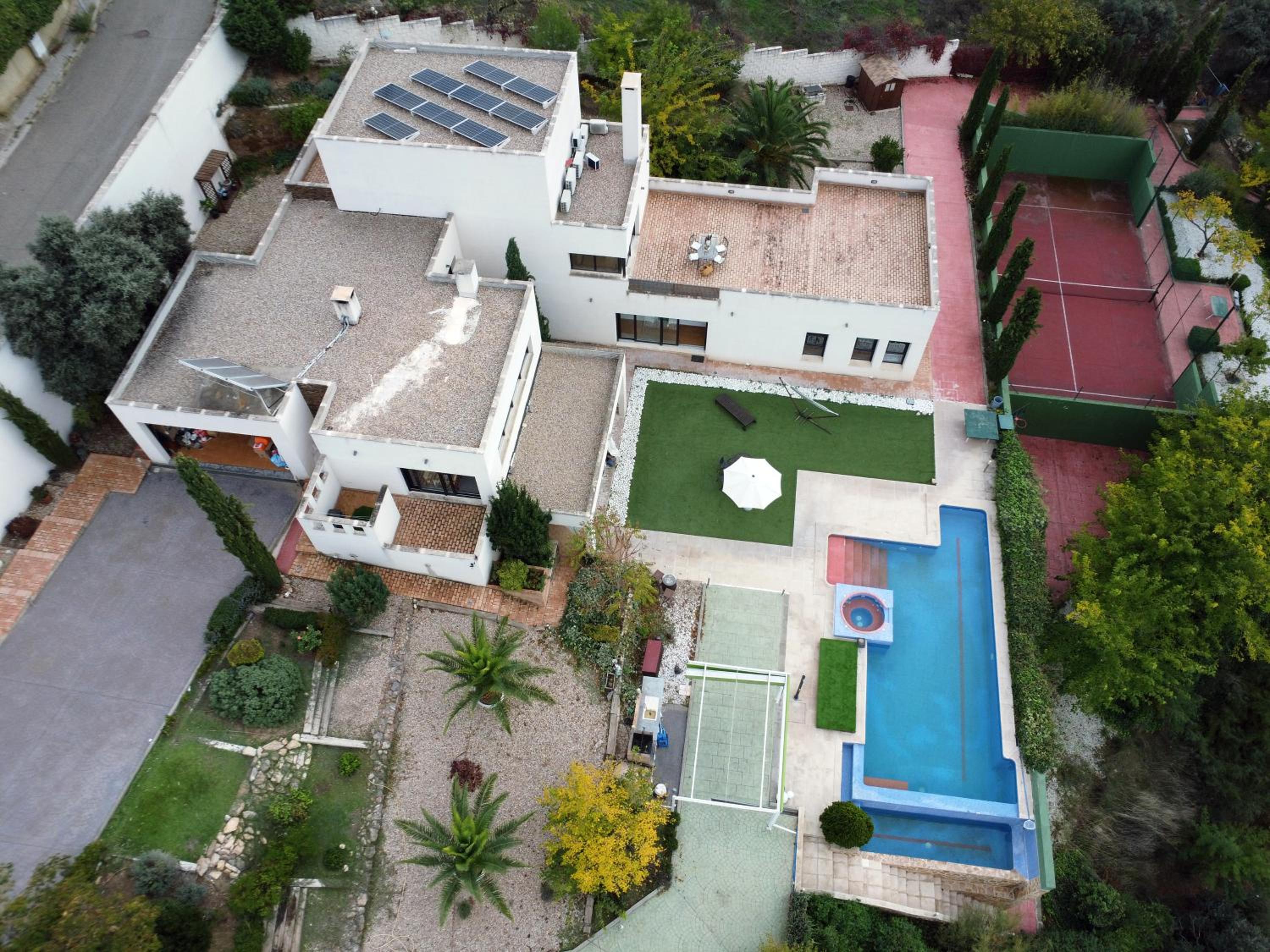 Villa Galiana By Florentia Homes