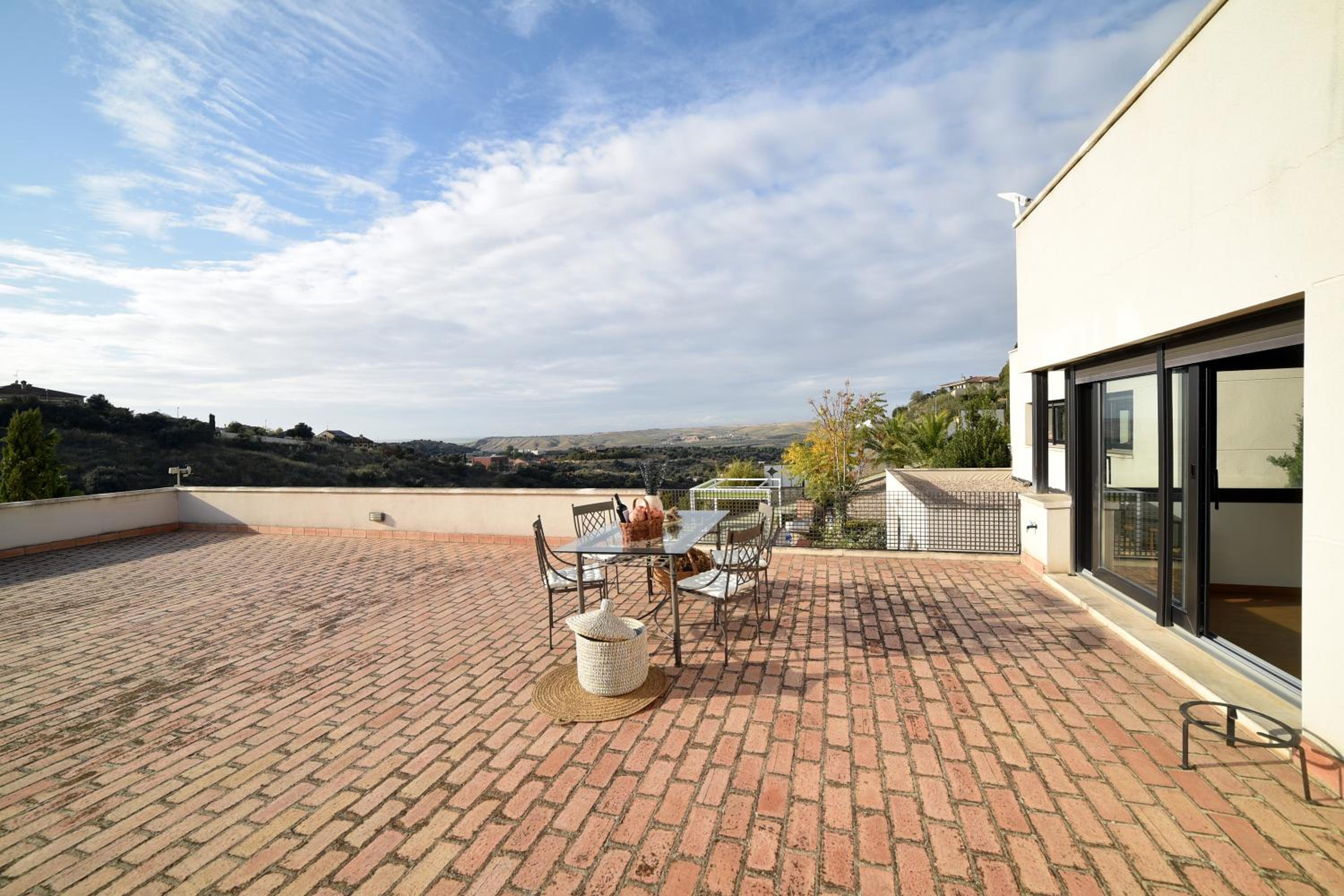 Villa Galiana By Florentia Homes