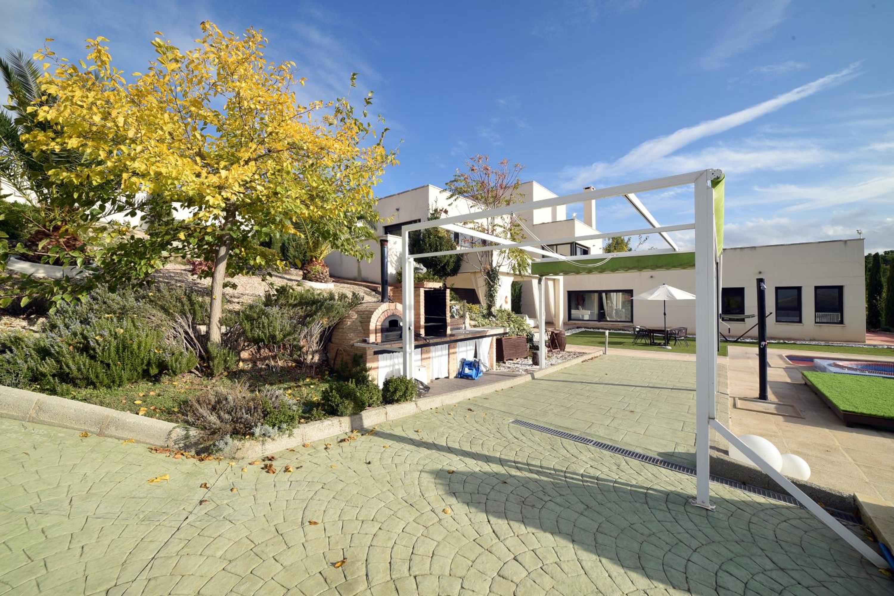 Villa Galiana By Florentia Homes