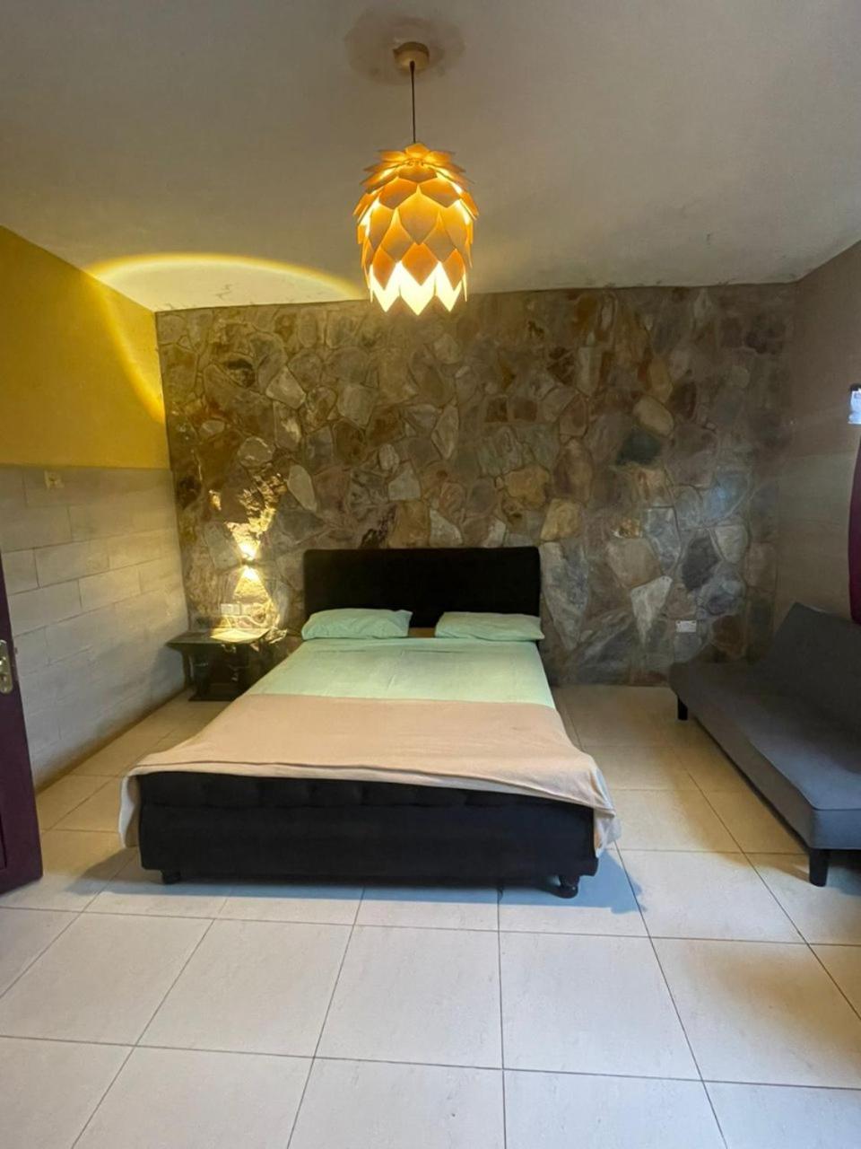 Omanye Lodge