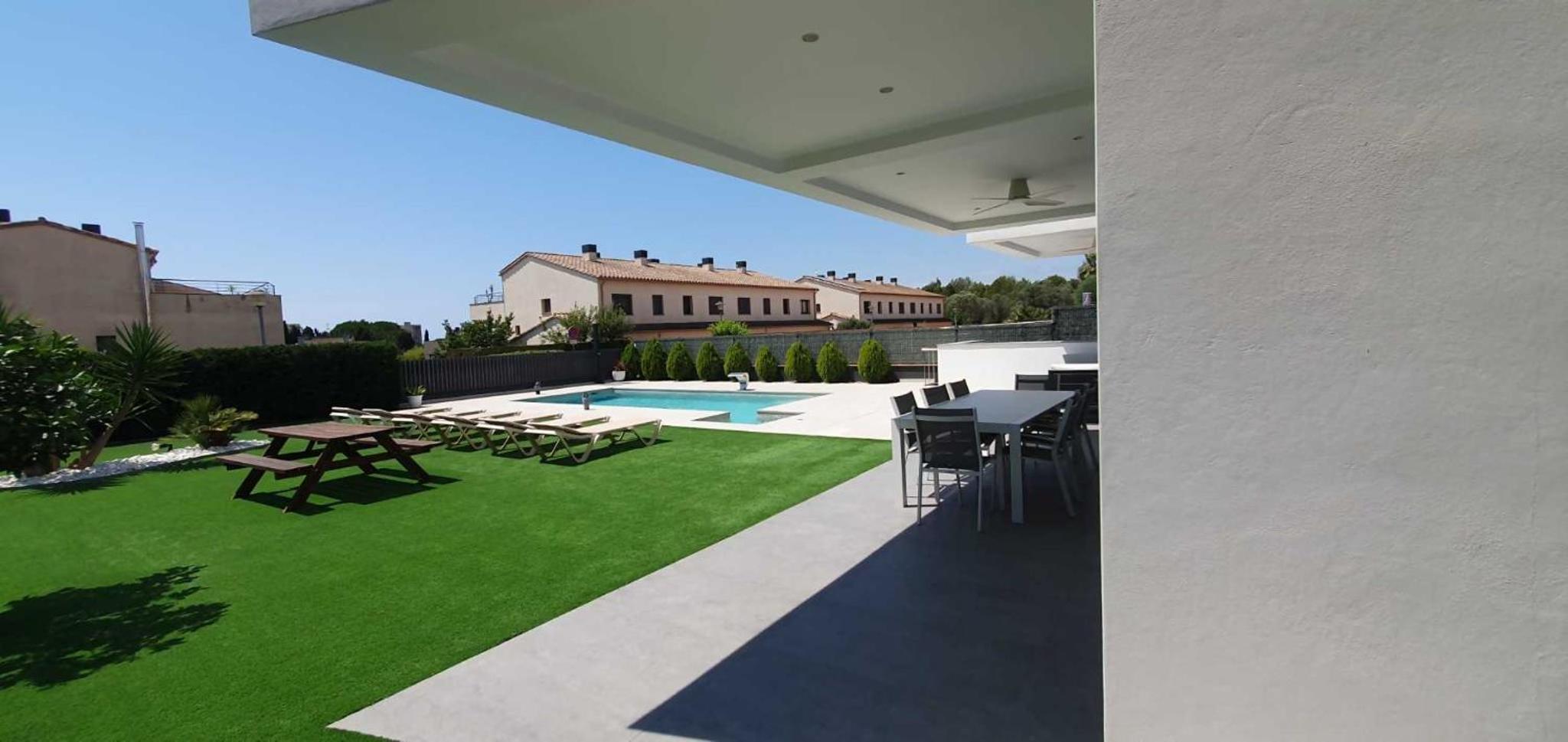 Costa Brava Suites