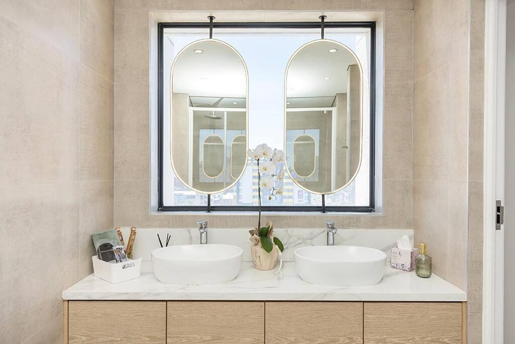 Luxury Penthouse in Woodstock