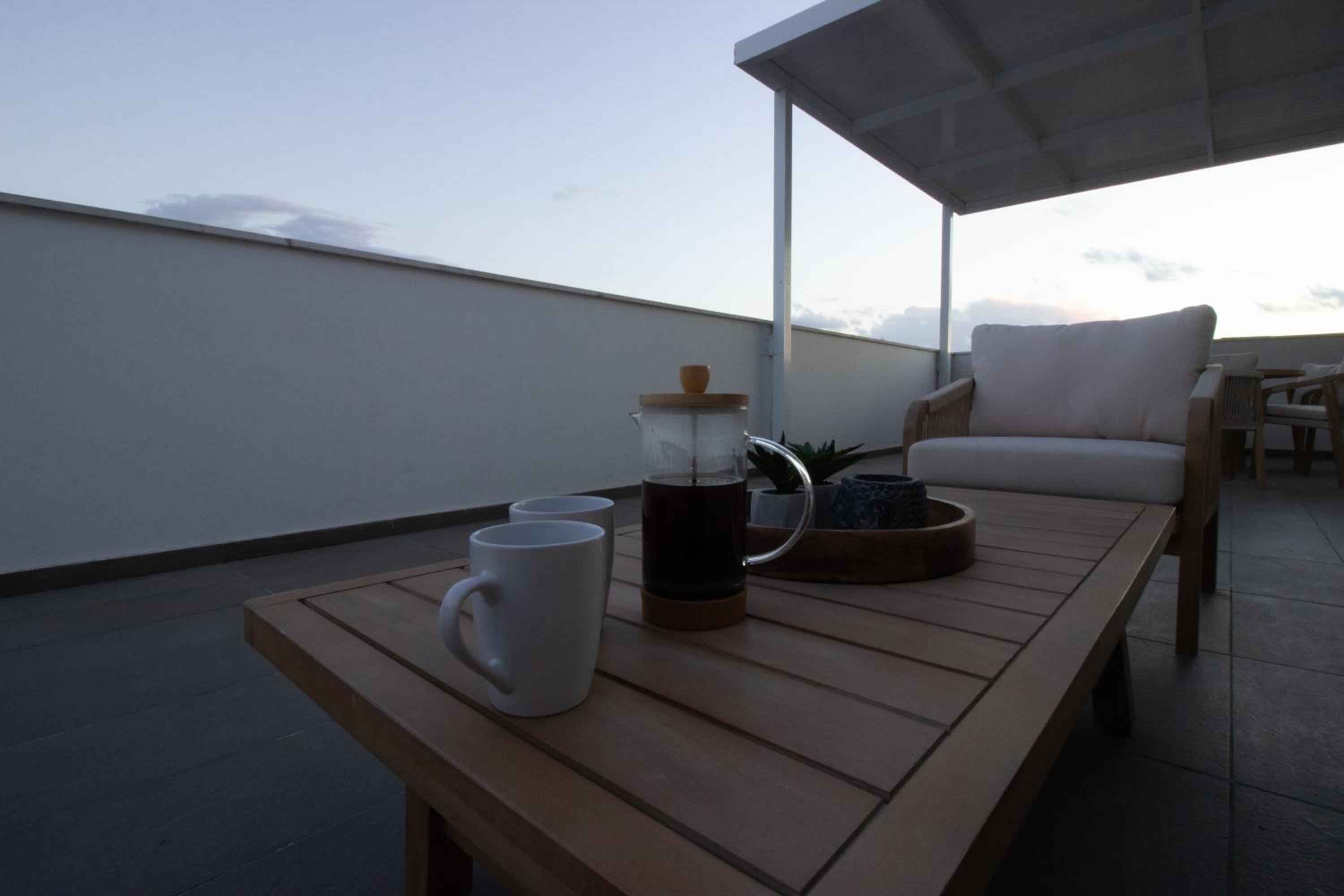 Top Floor Gem: 3BR, Huge Veranda