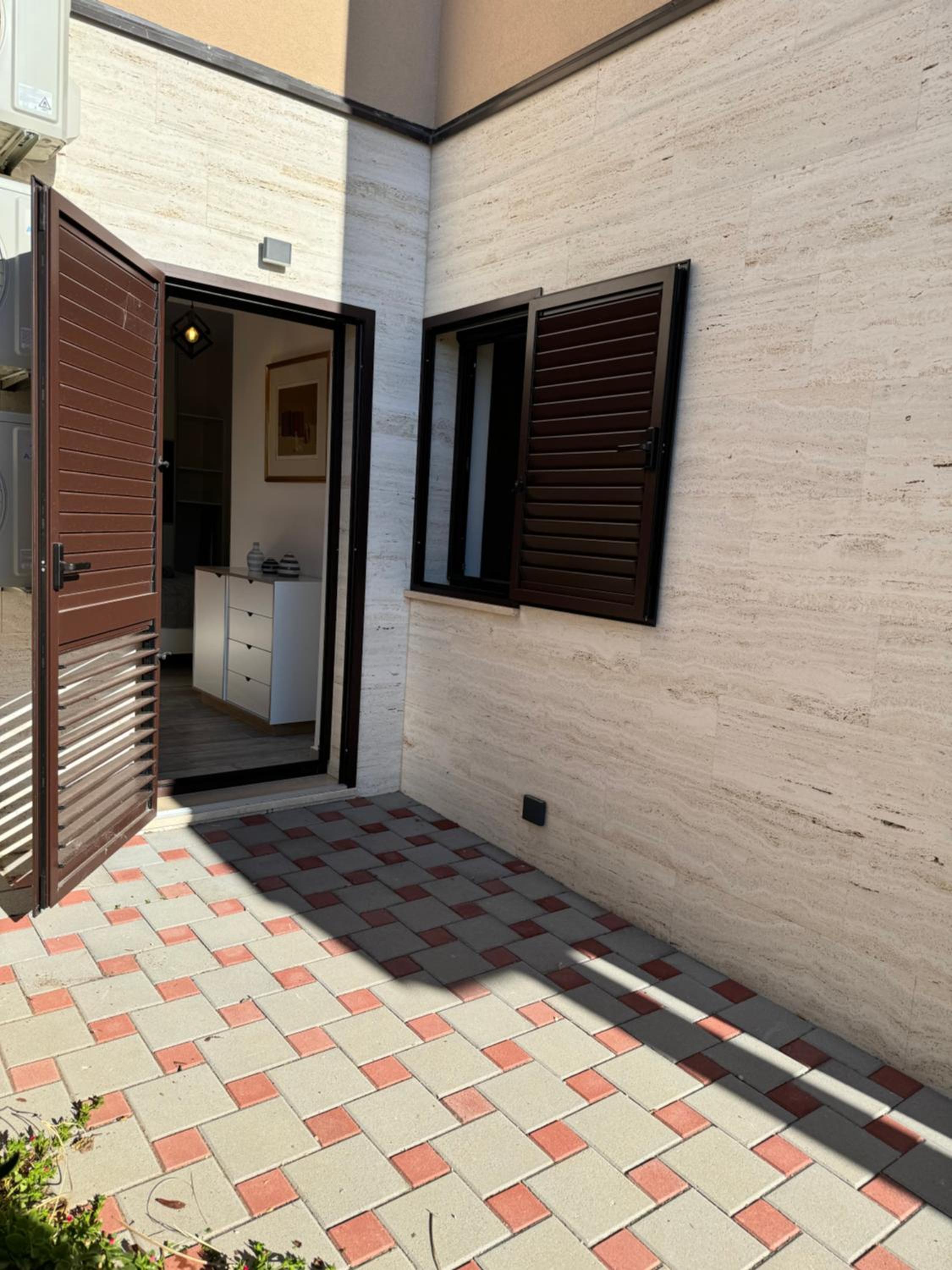 Hotel Propertisno - Image 1