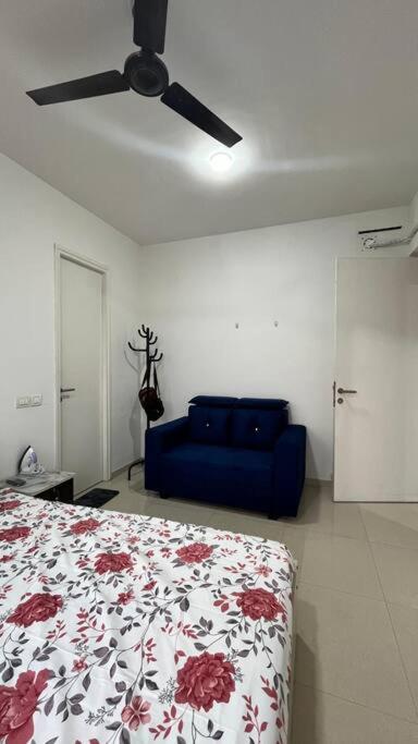 1 BHK Flat with Stunning Expressway View view 5