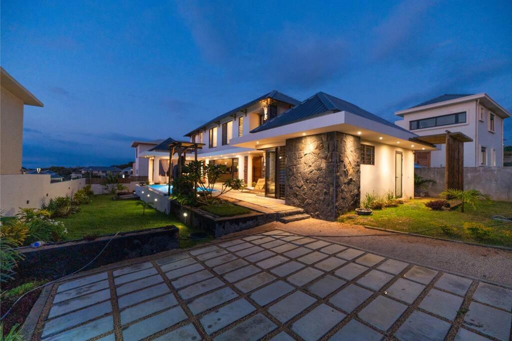 Luxurious 4-Bedroom Villa with Sea View - HA496 photo 1