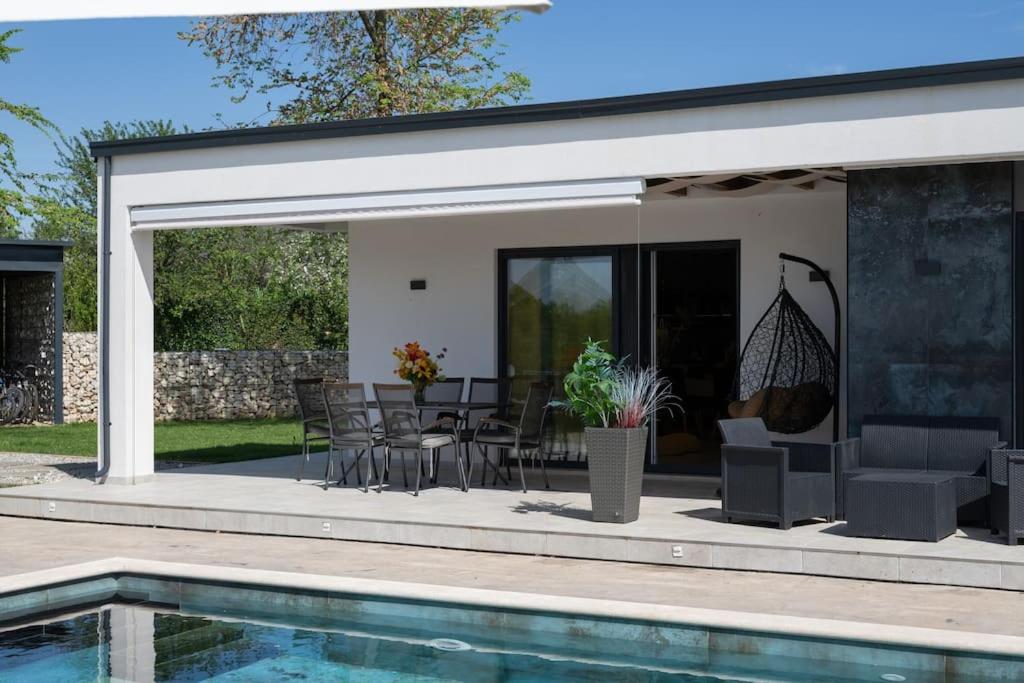 Villa Grimani view 2