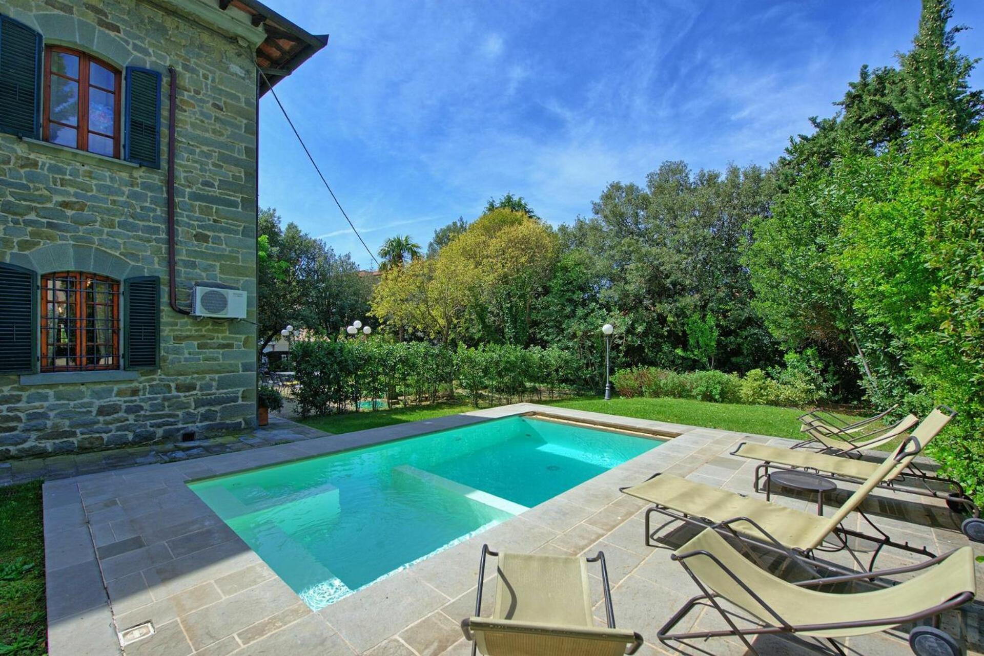 Villa Primula by PosarelliVillas