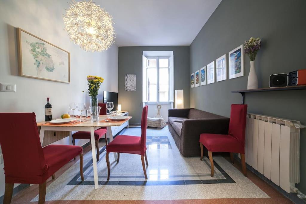 Monti 3 bedroom apartment Colisseum en Rome
