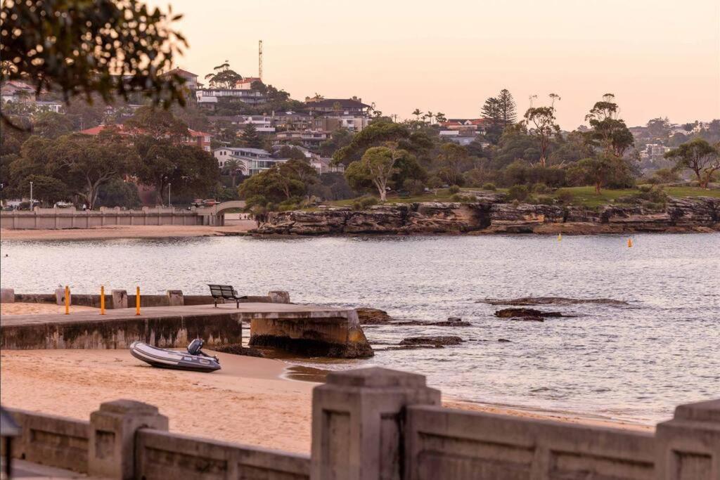 Balmoral Beach Front 2 Bedroom Waterview Mosman