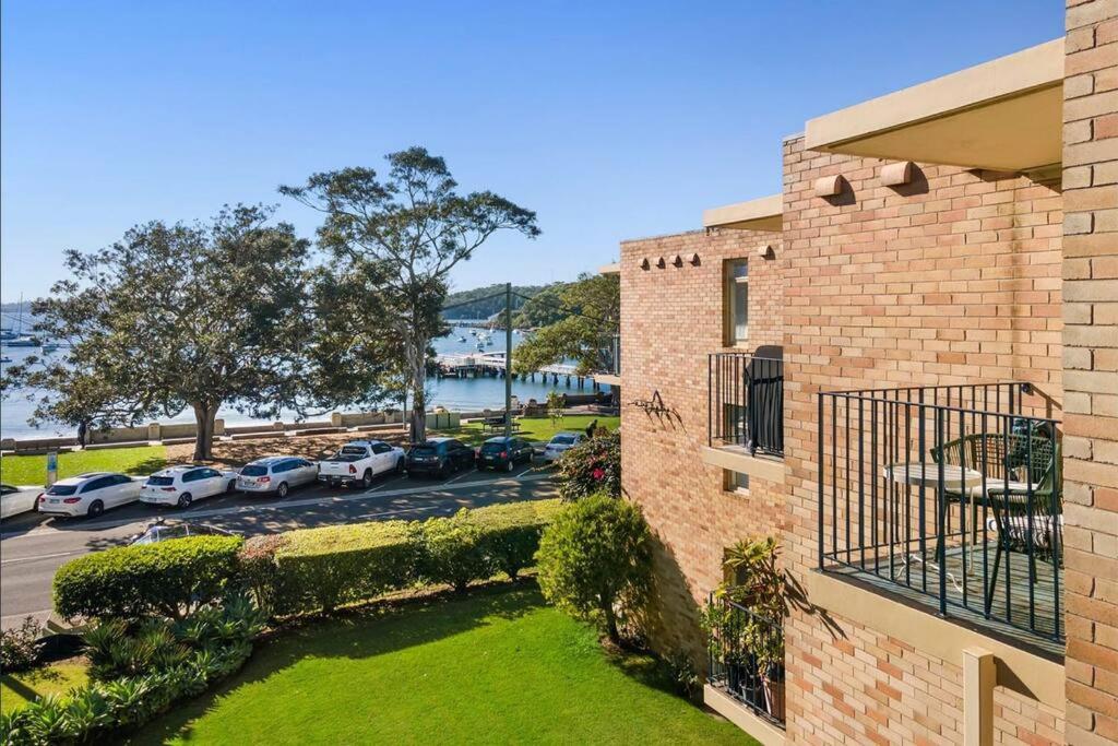 Balmoral Beach Front 2 Bedroom Waterview Mosman