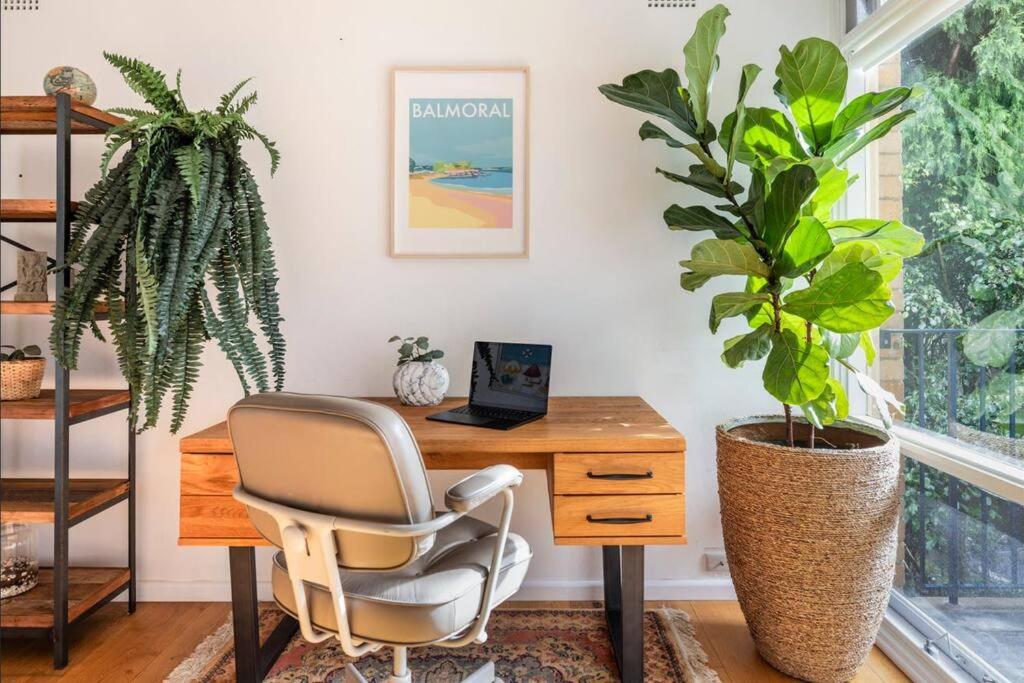 Balmoral Beach Front 2 Bedroom Waterview Mosman