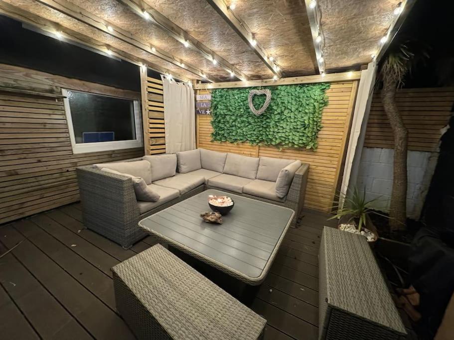 "Budeiful" Property with Hot Tub, Bude, Sleeps 9 view 5