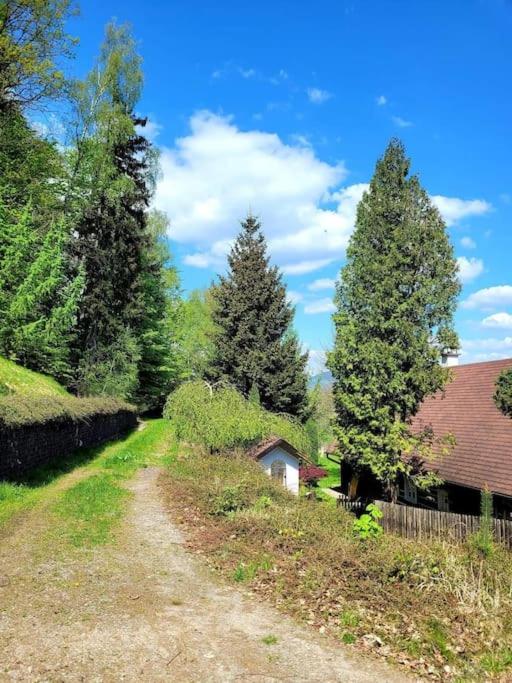 Roubenka u kapličky