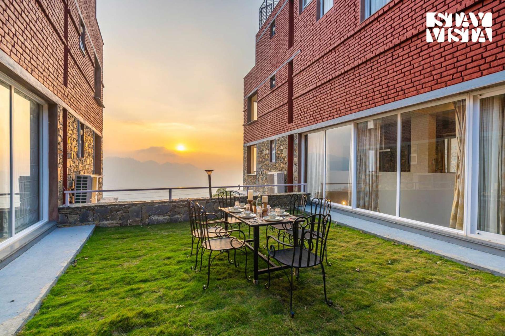 balance & terrace