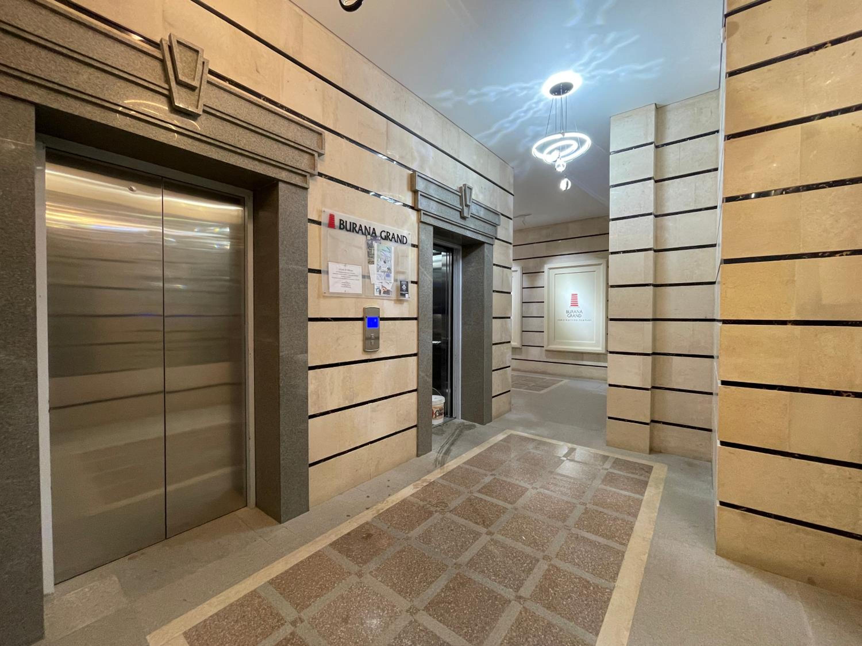 Park Avenue complex Asanbai view 3