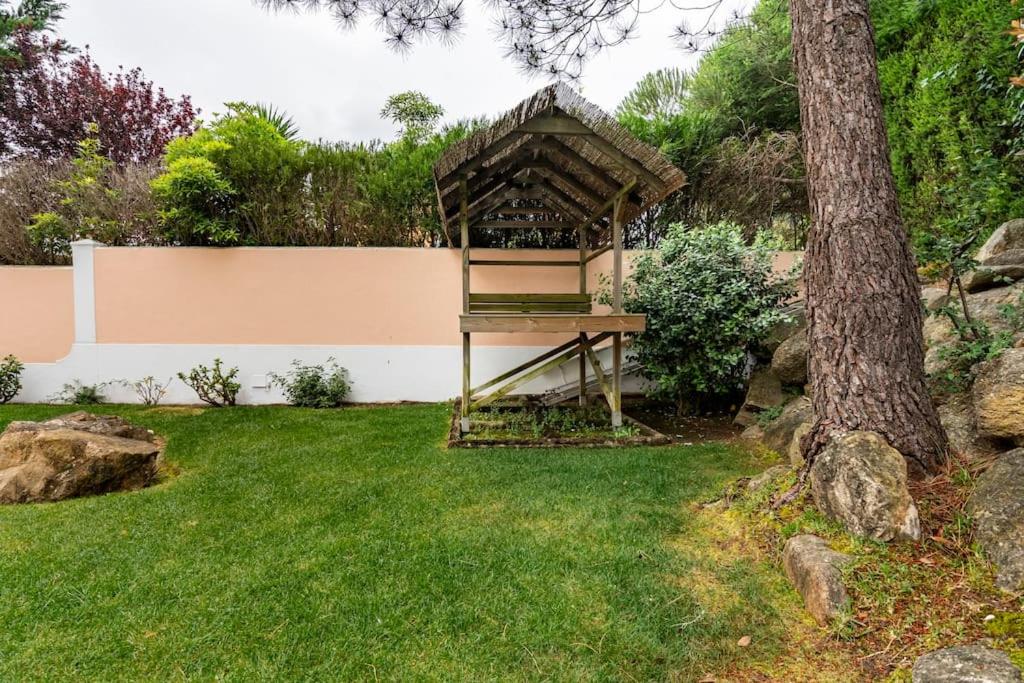 Noble beach villa with private garden and pool view 4