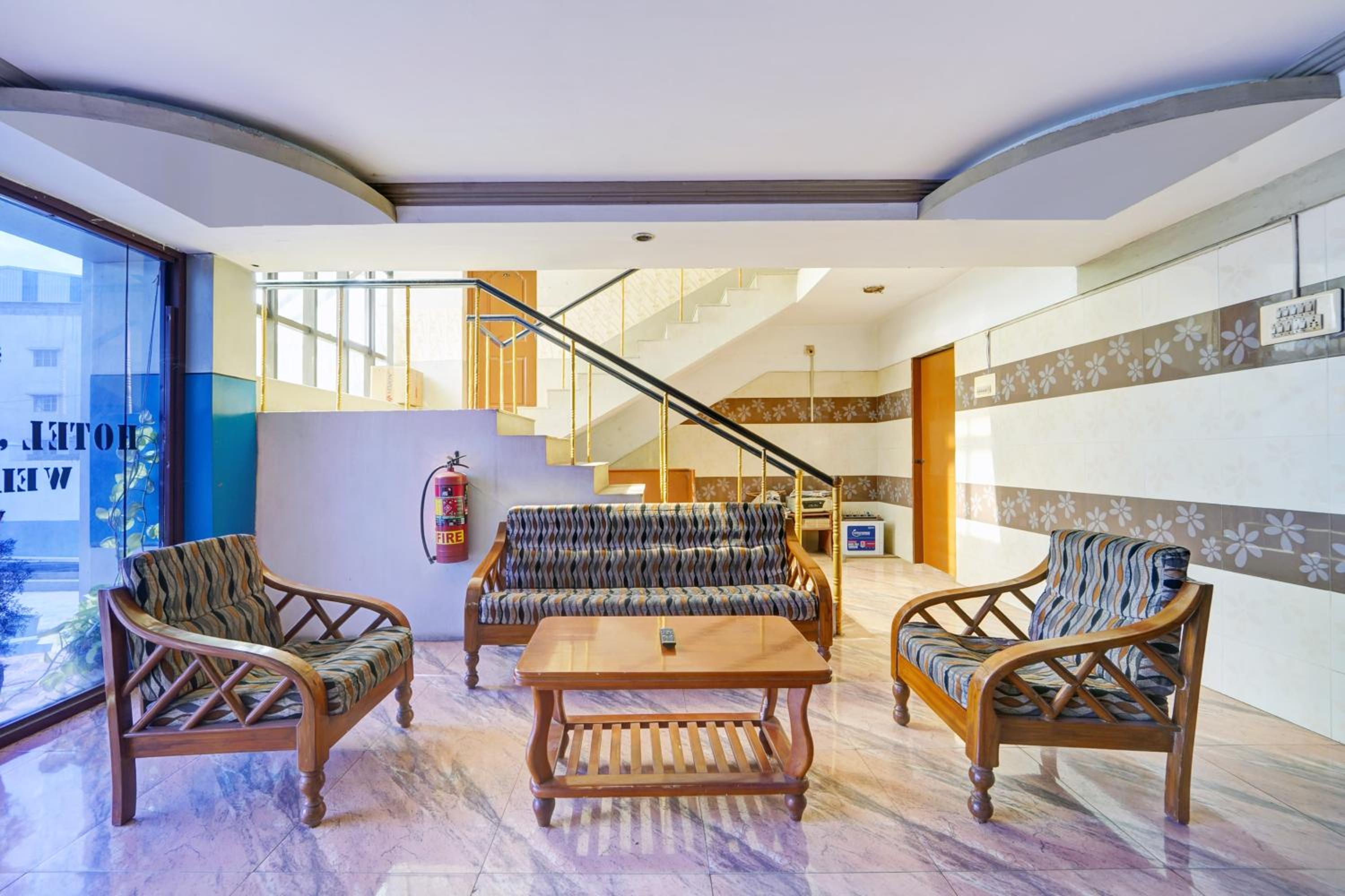 Super Hotel O Tiruppur Near Railway station view 5