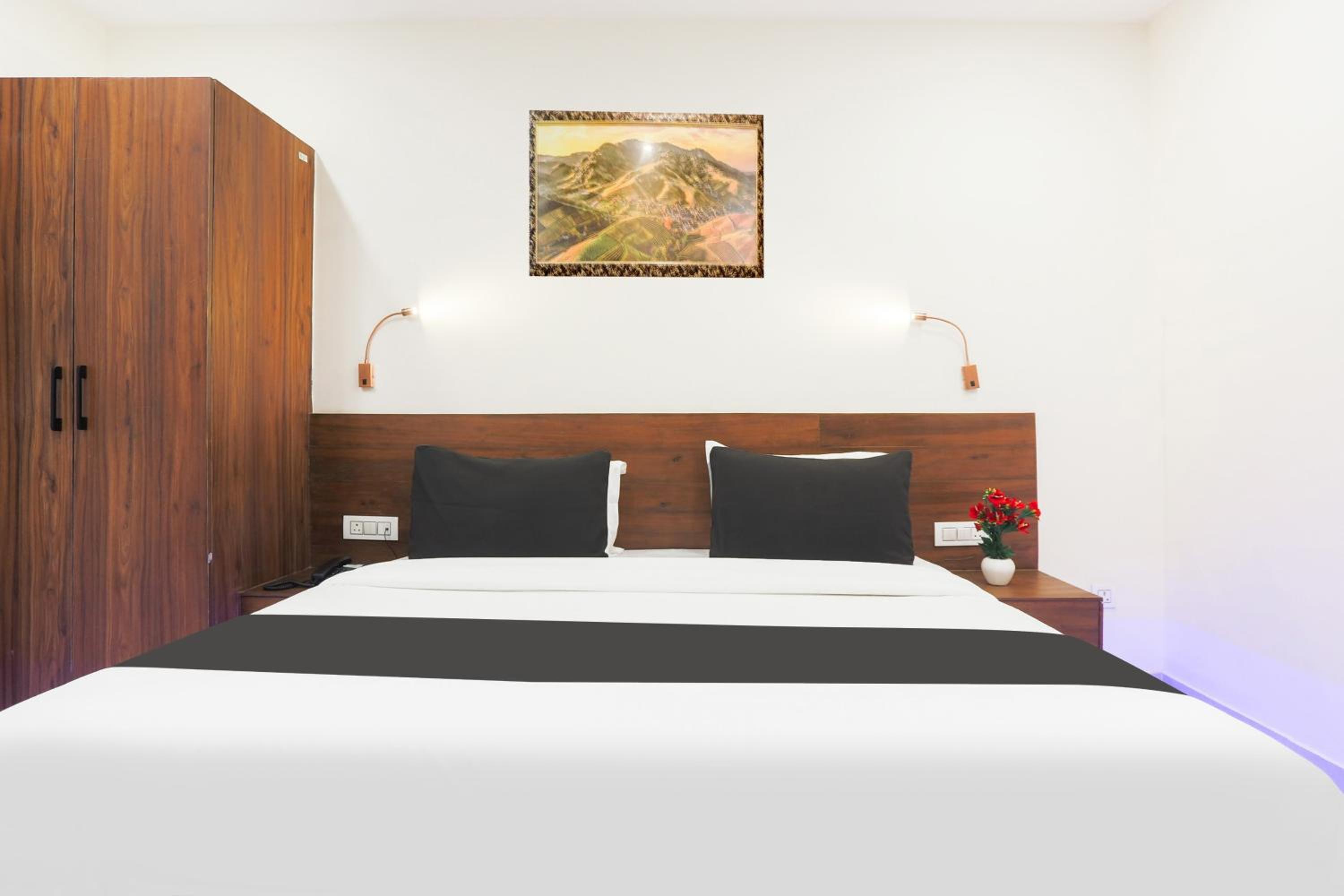 Townhouse Vikaspuri