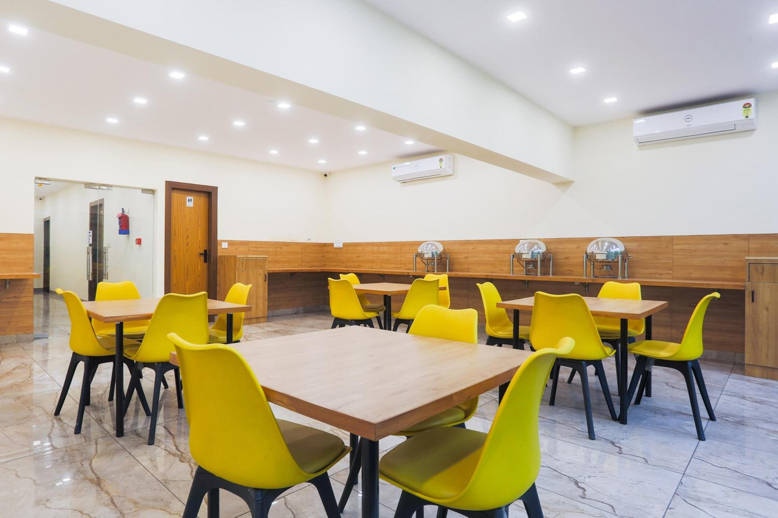 Townhouse Vikaspuri