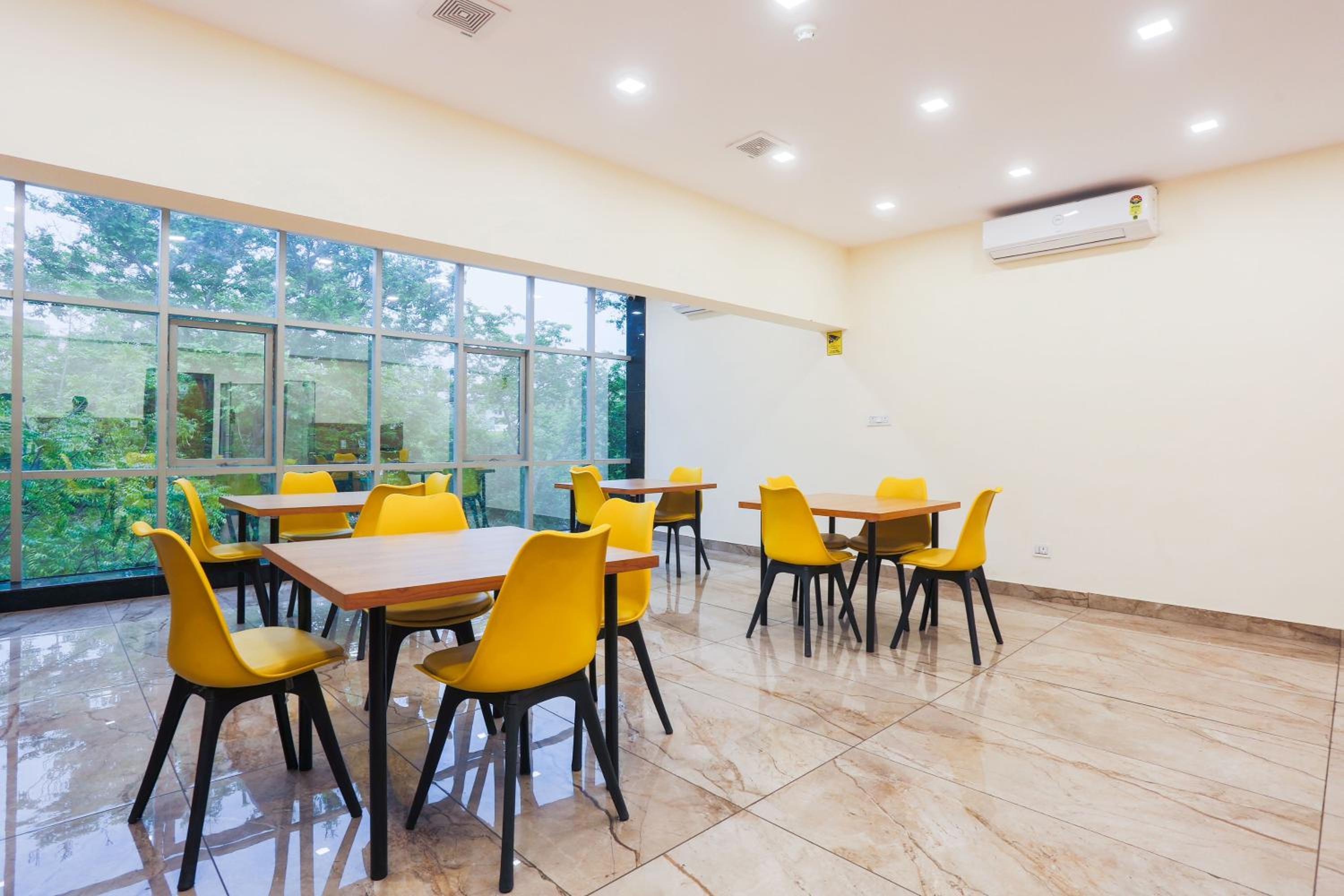 Townhouse Vikaspuri
