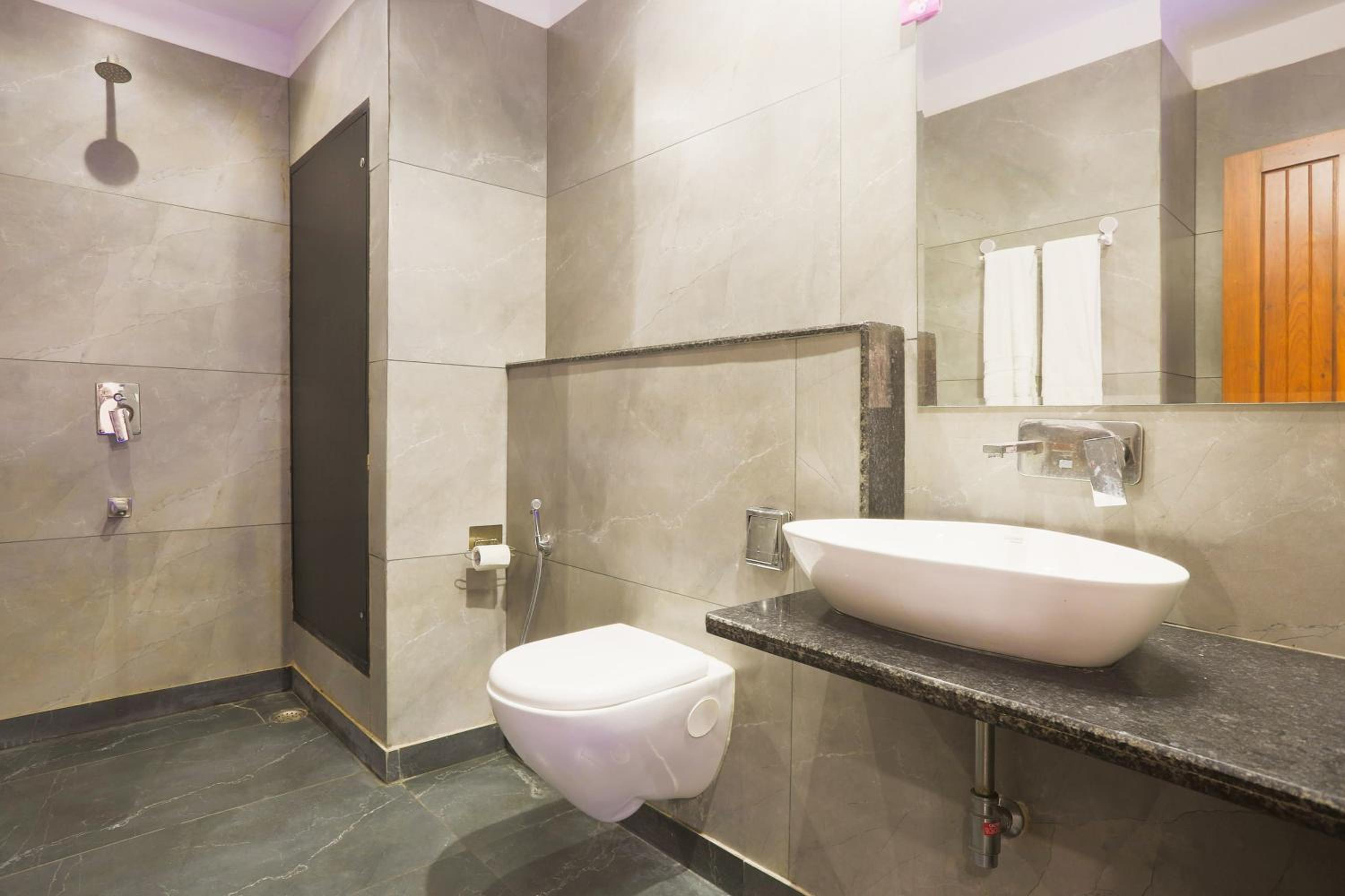 Townhouse Vikaspuri