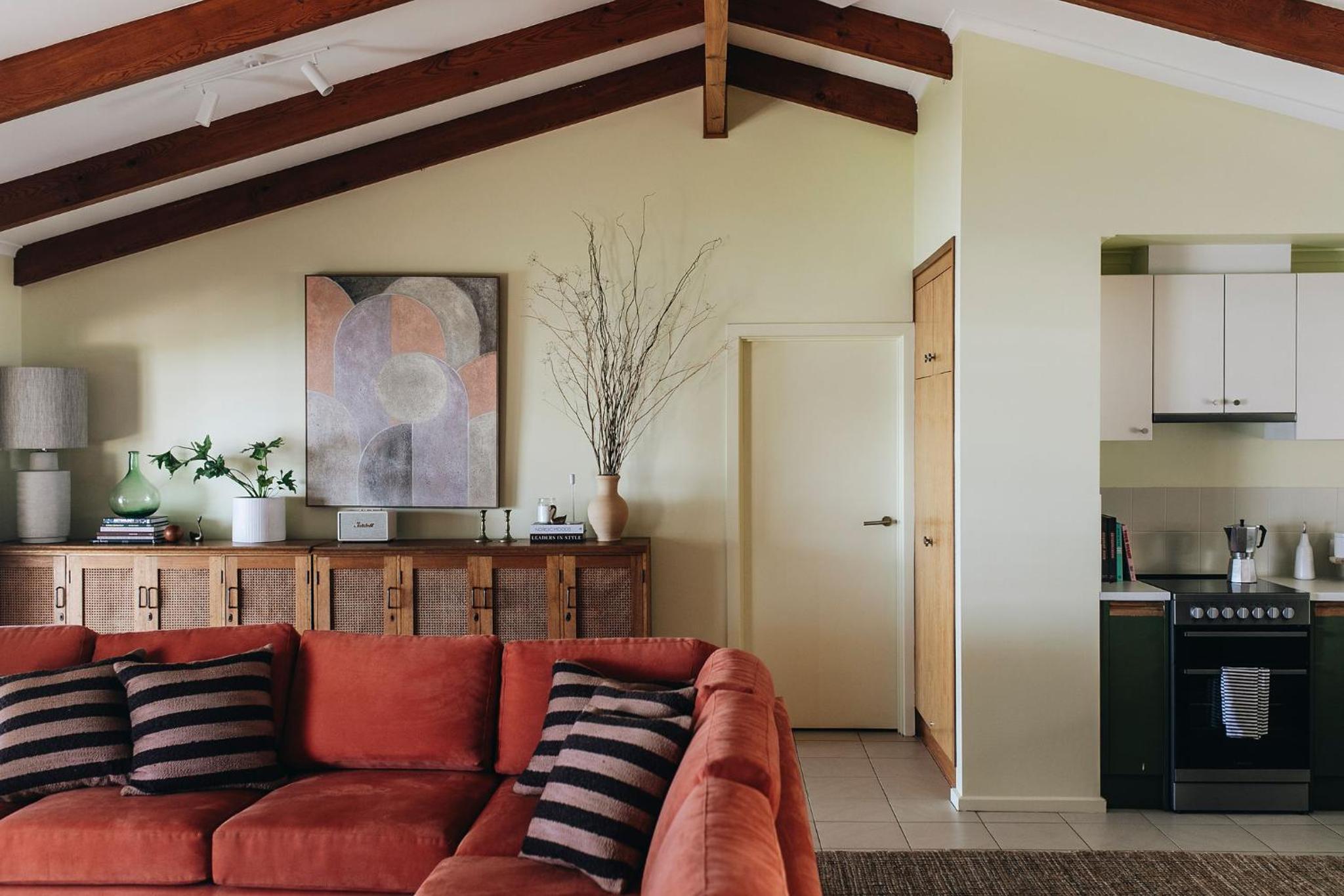 Sunset Muse - A Waterfront Home with Panoramic Views and Jetty