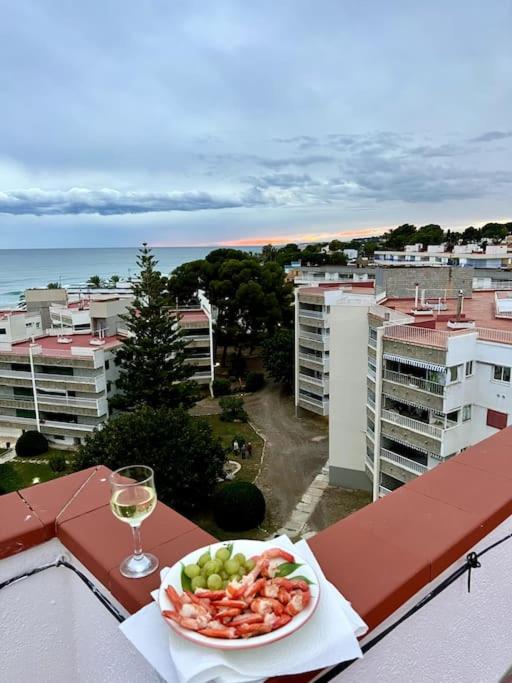 Comarruga Seaside Bliss Apartment, 100m to beach view 3