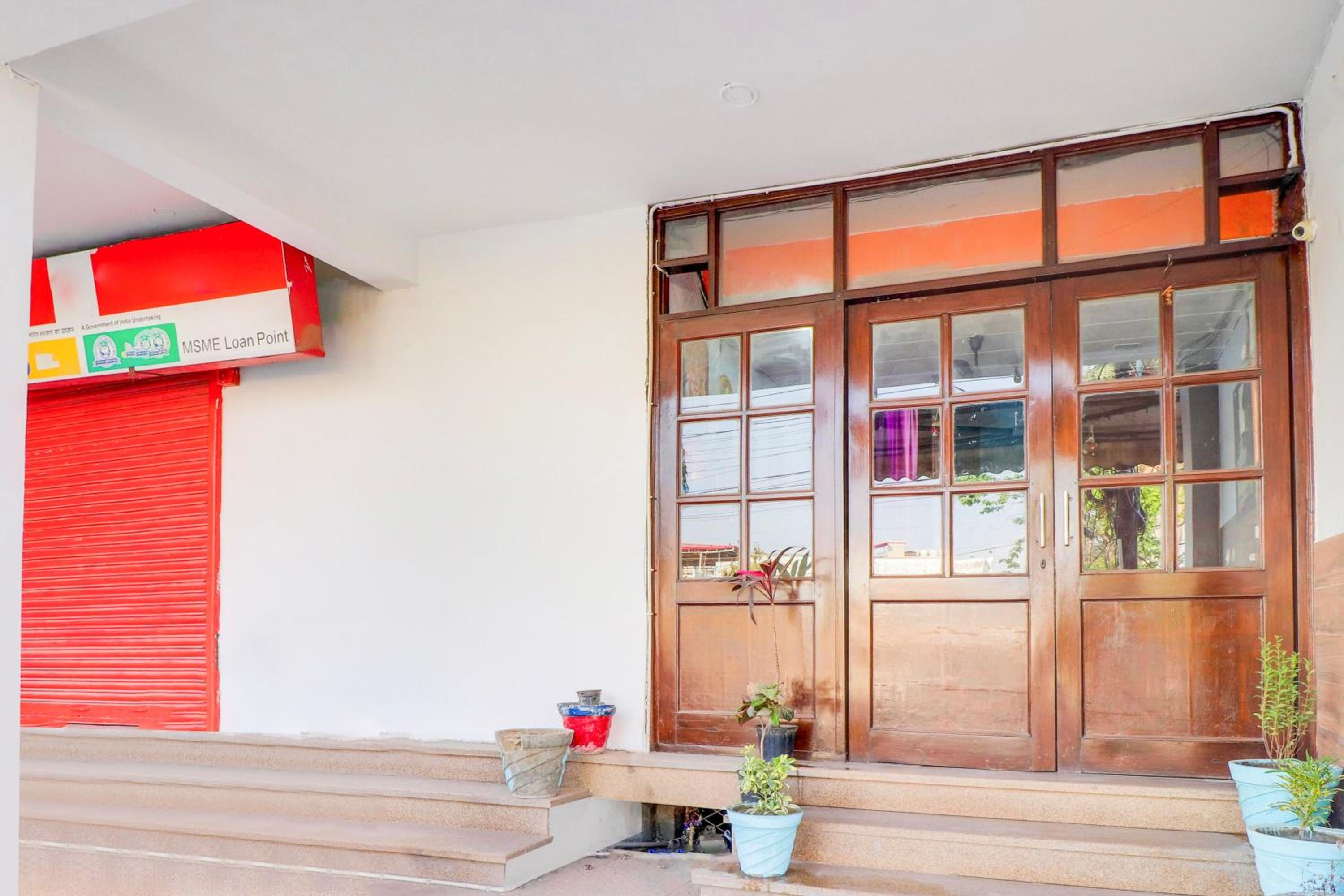 Super Hotel O Gp Homestay view 4