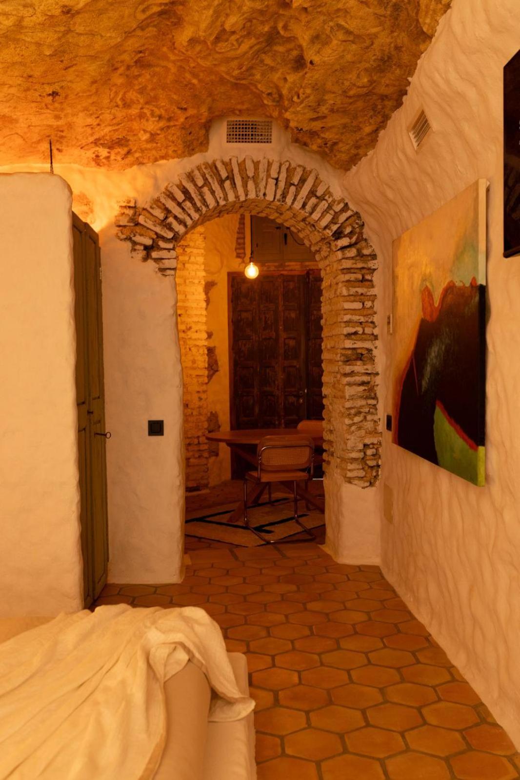 Laan Arcos, casa cueva