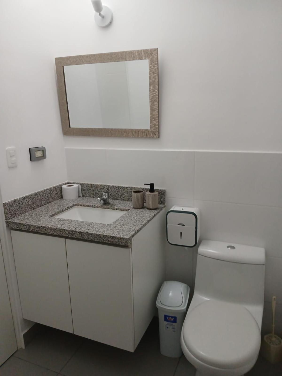 Elegante, Departamento Privado con cochera
