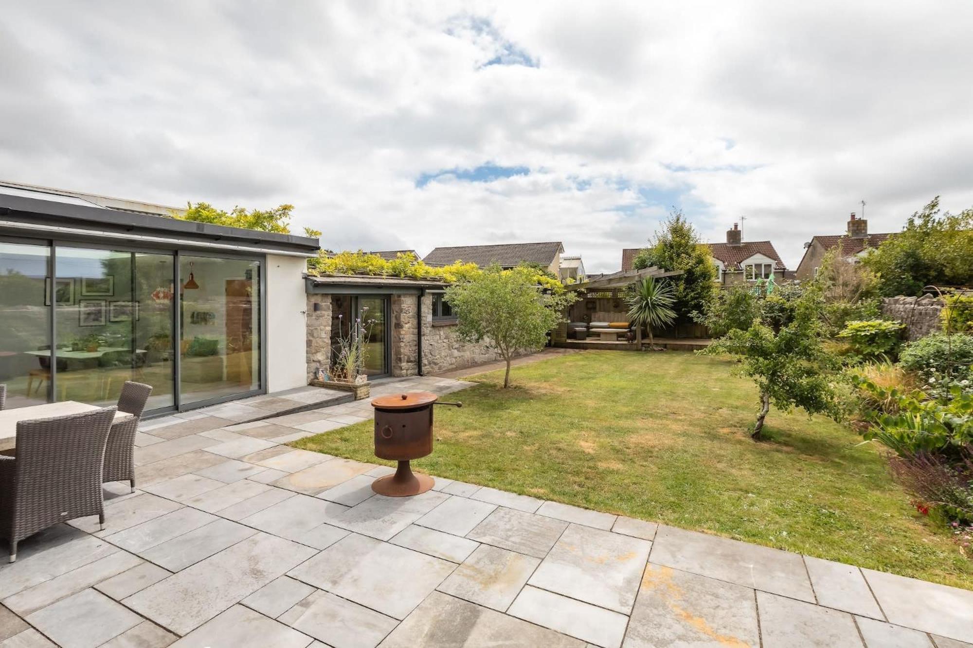 Spacious House in the Heart of Cheddar
