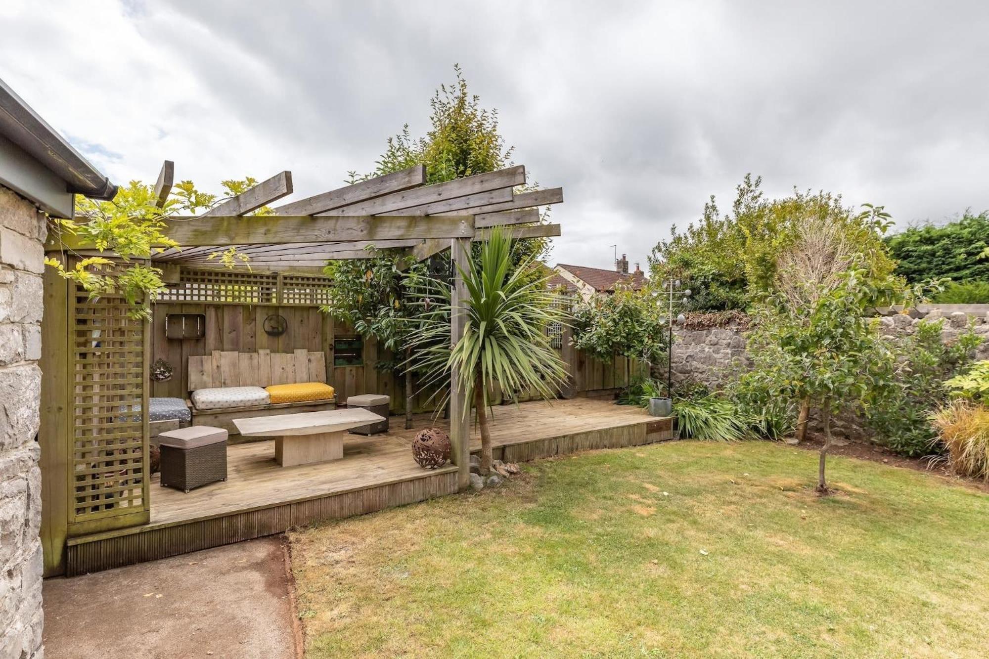 Spacious House in the Heart of Cheddar