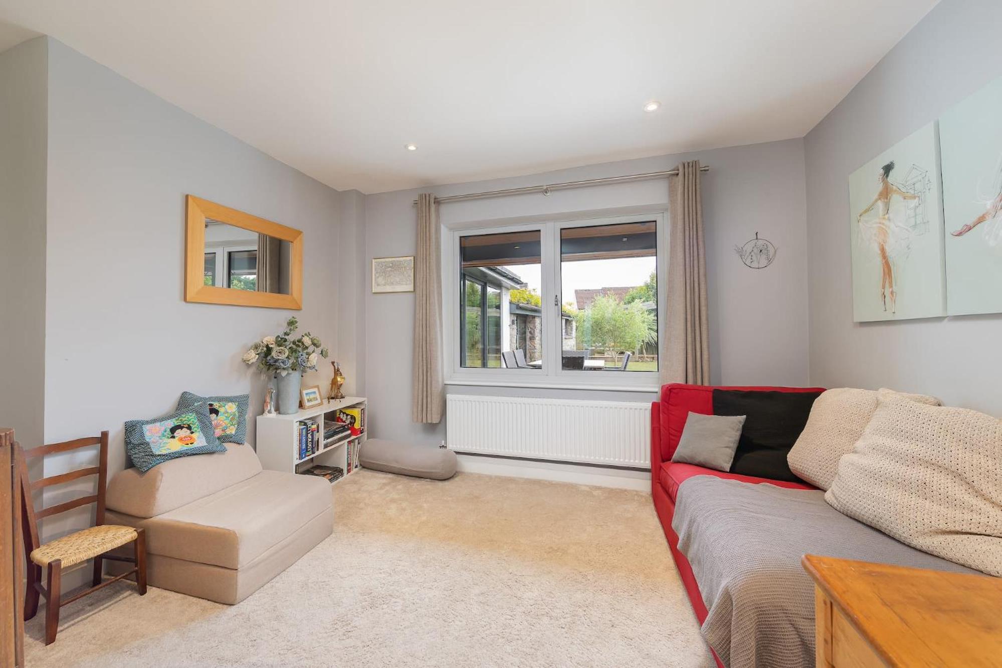 Spacious House in the Heart of Cheddar