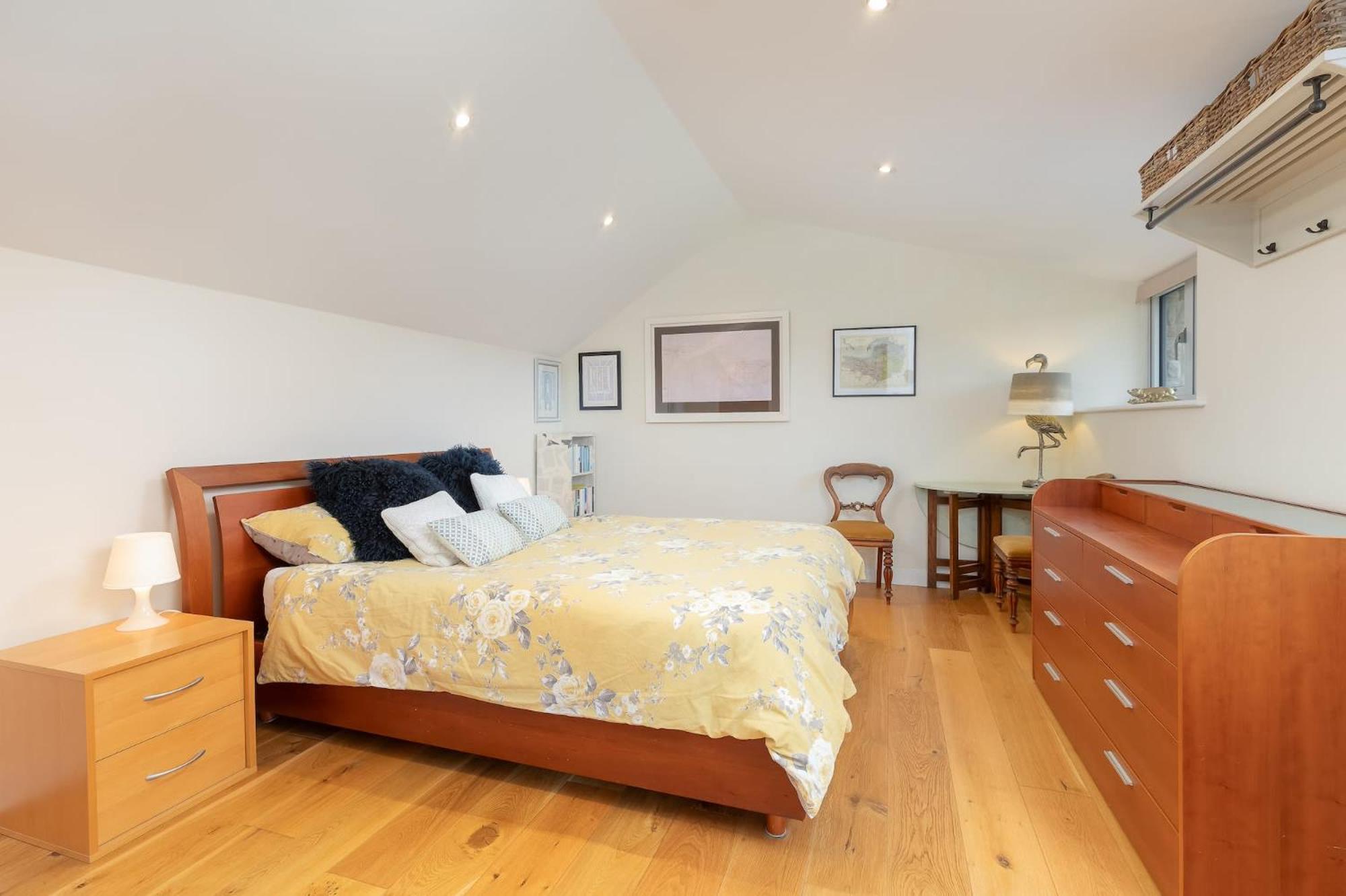Spacious House in the Heart of Cheddar