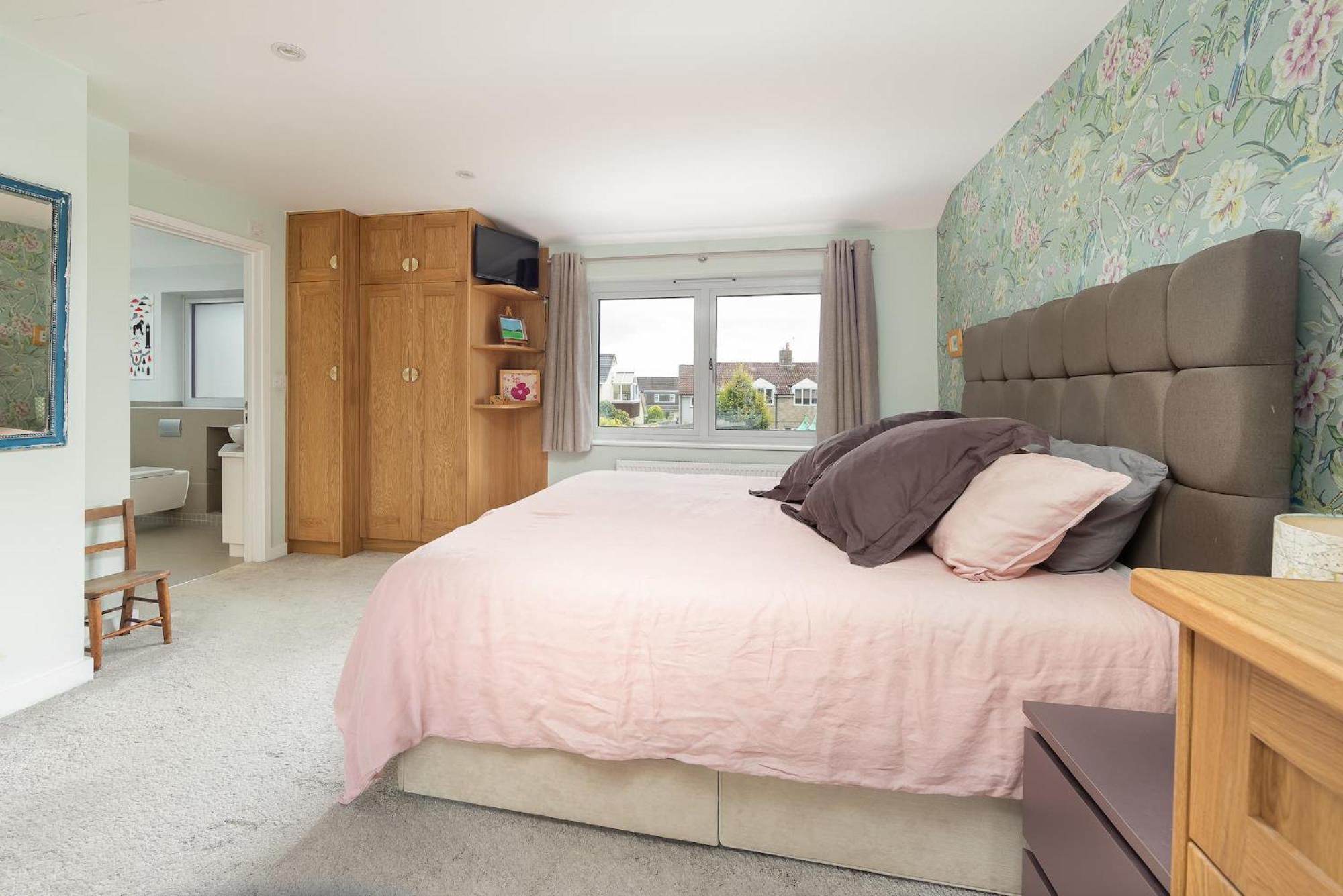 Spacious House in the Heart of Cheddar