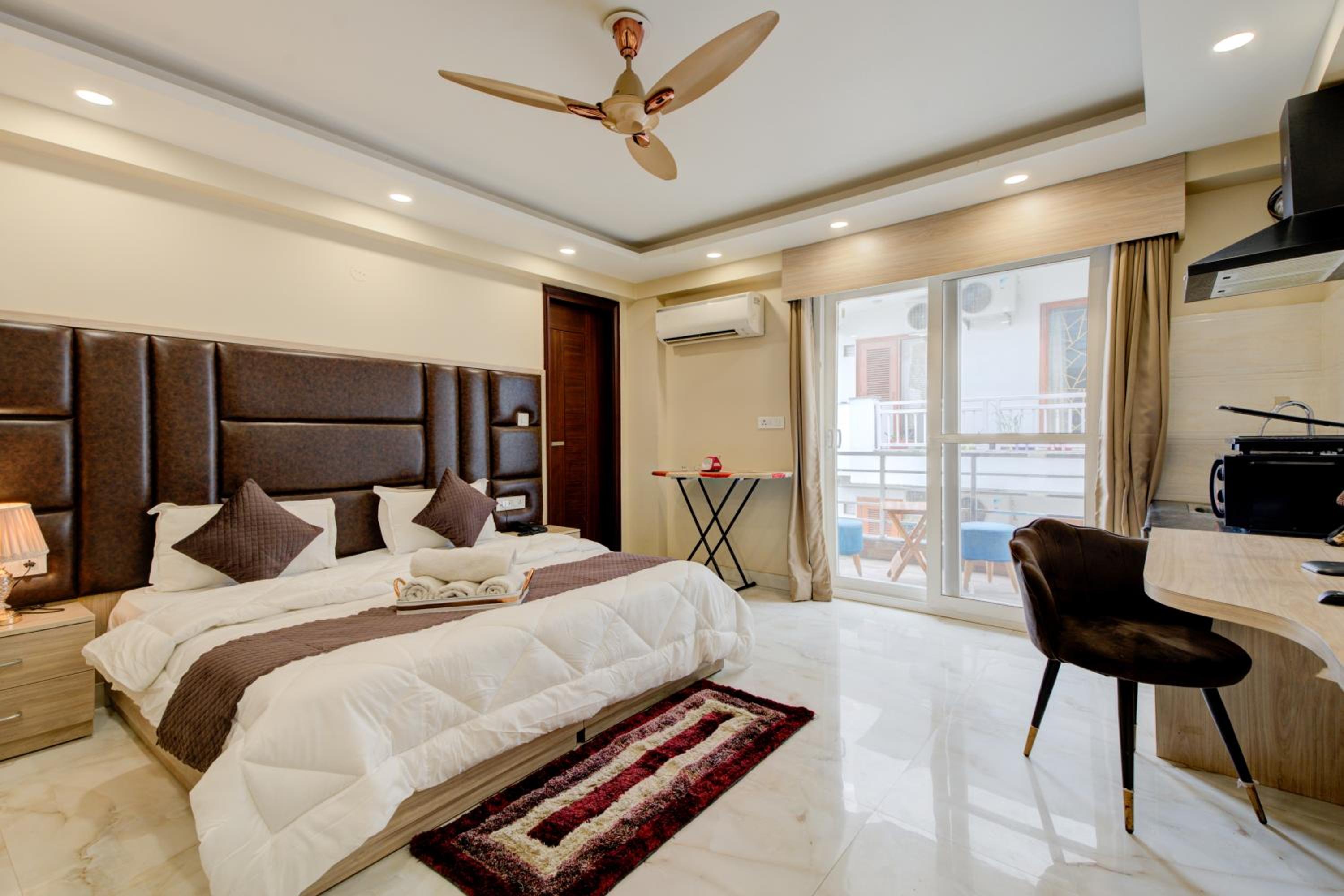 The Paras Studio Serviced Apartments