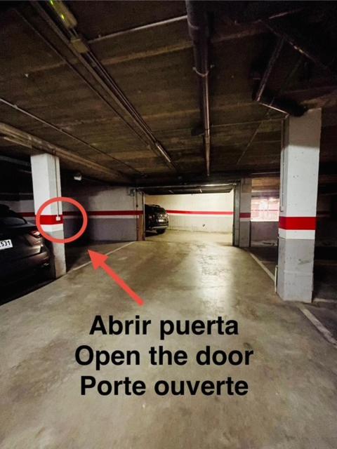 APARTAMENTO CANILLO Wifi-Parquing free-Terraza HUT1-5213
