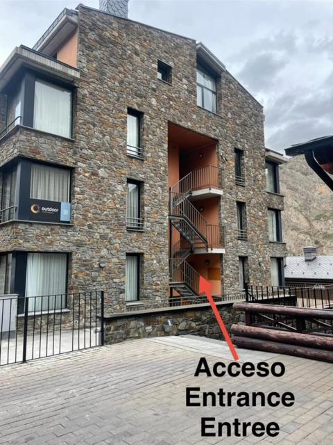 APARTAMENTO CANILLO Wifi-Parquing free-Terraza HUT1-5213