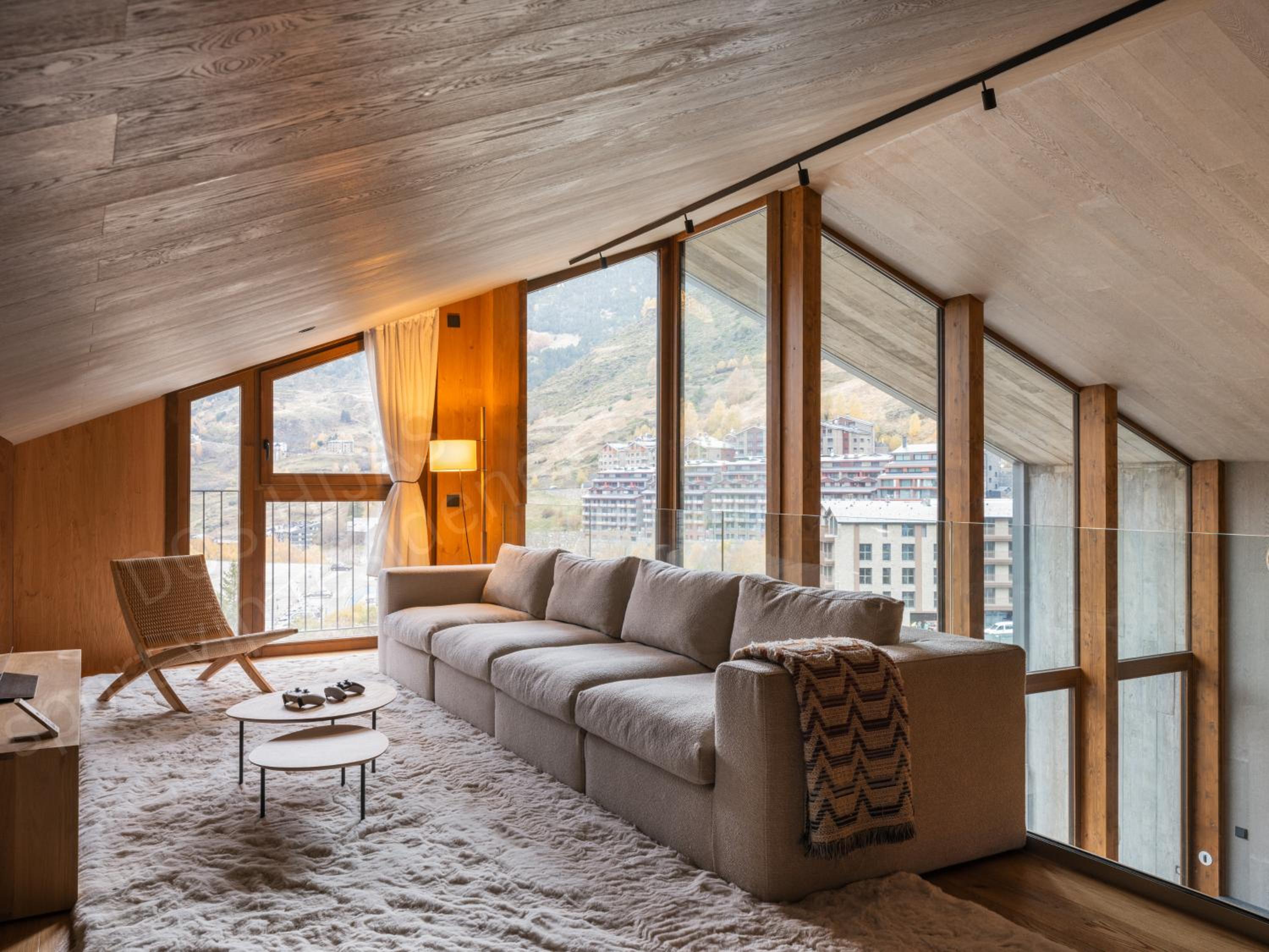 ISARD RESIDENCES & SPA by Elegant Residences