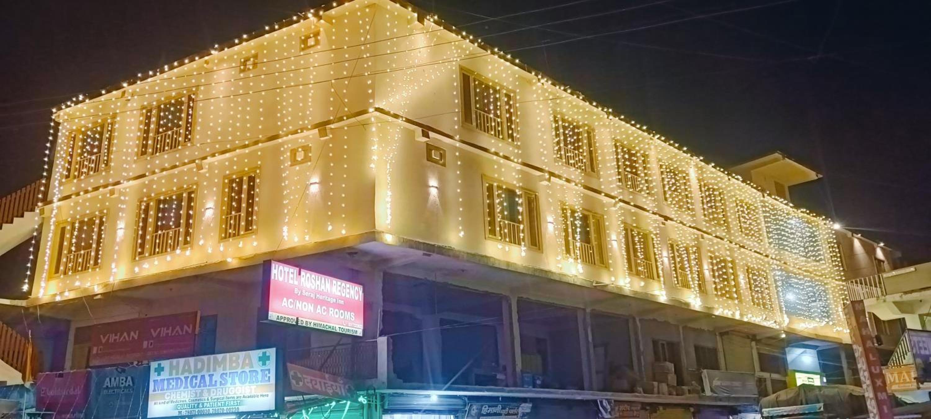 HOTEL ROSHAN REGENCY By seraj heritage
