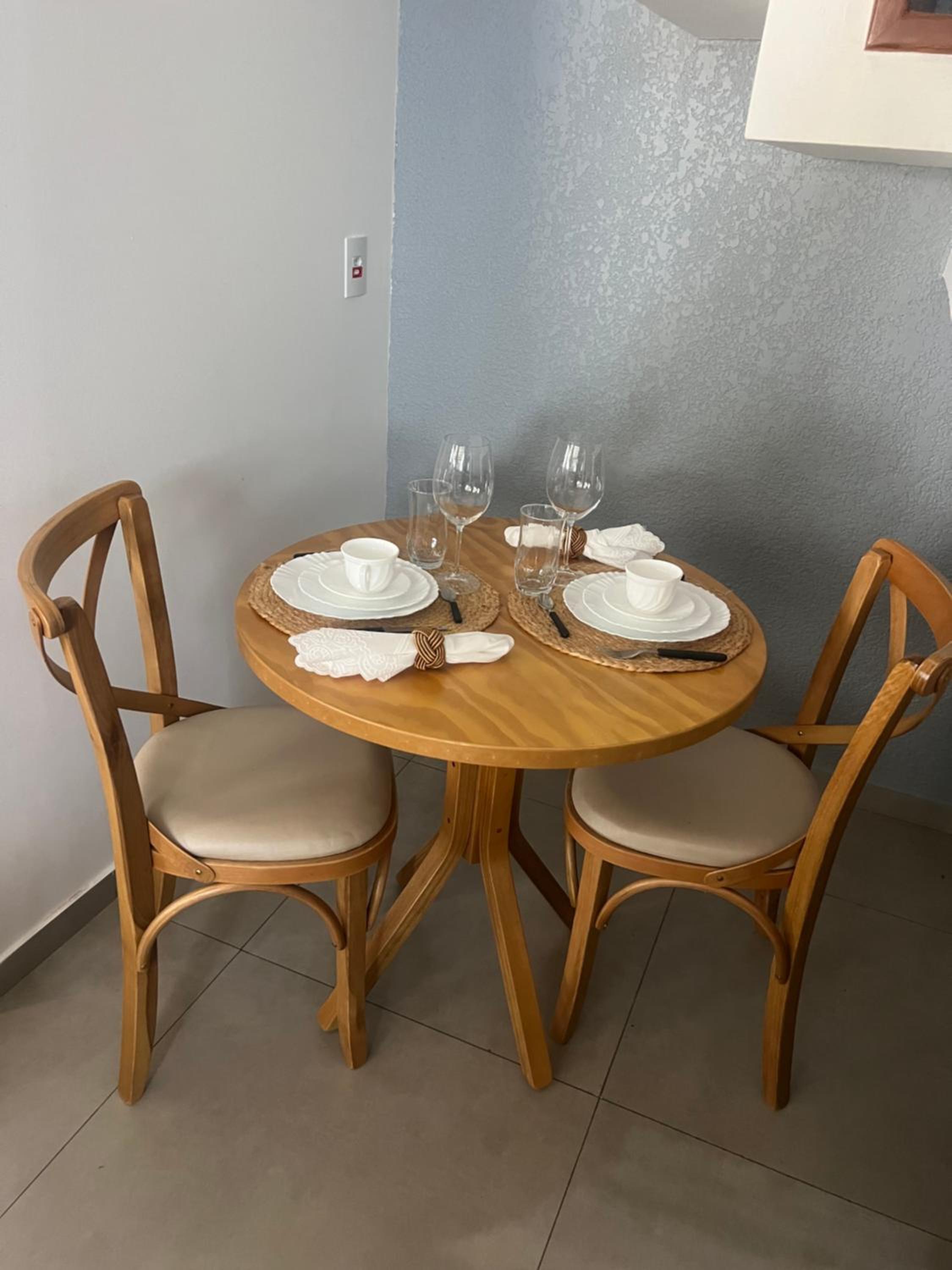 Sobrado confortavel e central