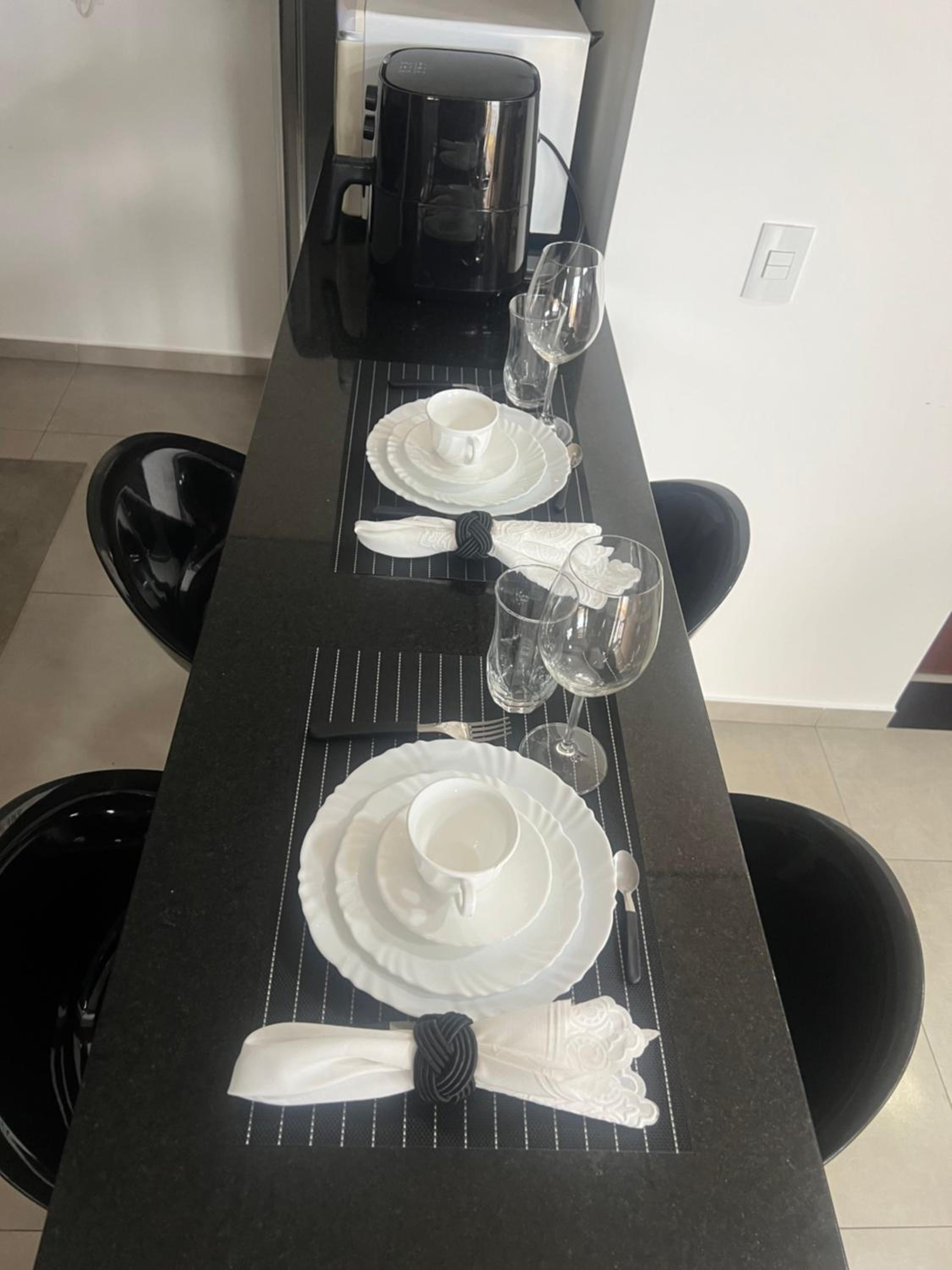 Sobrado confortavel e central