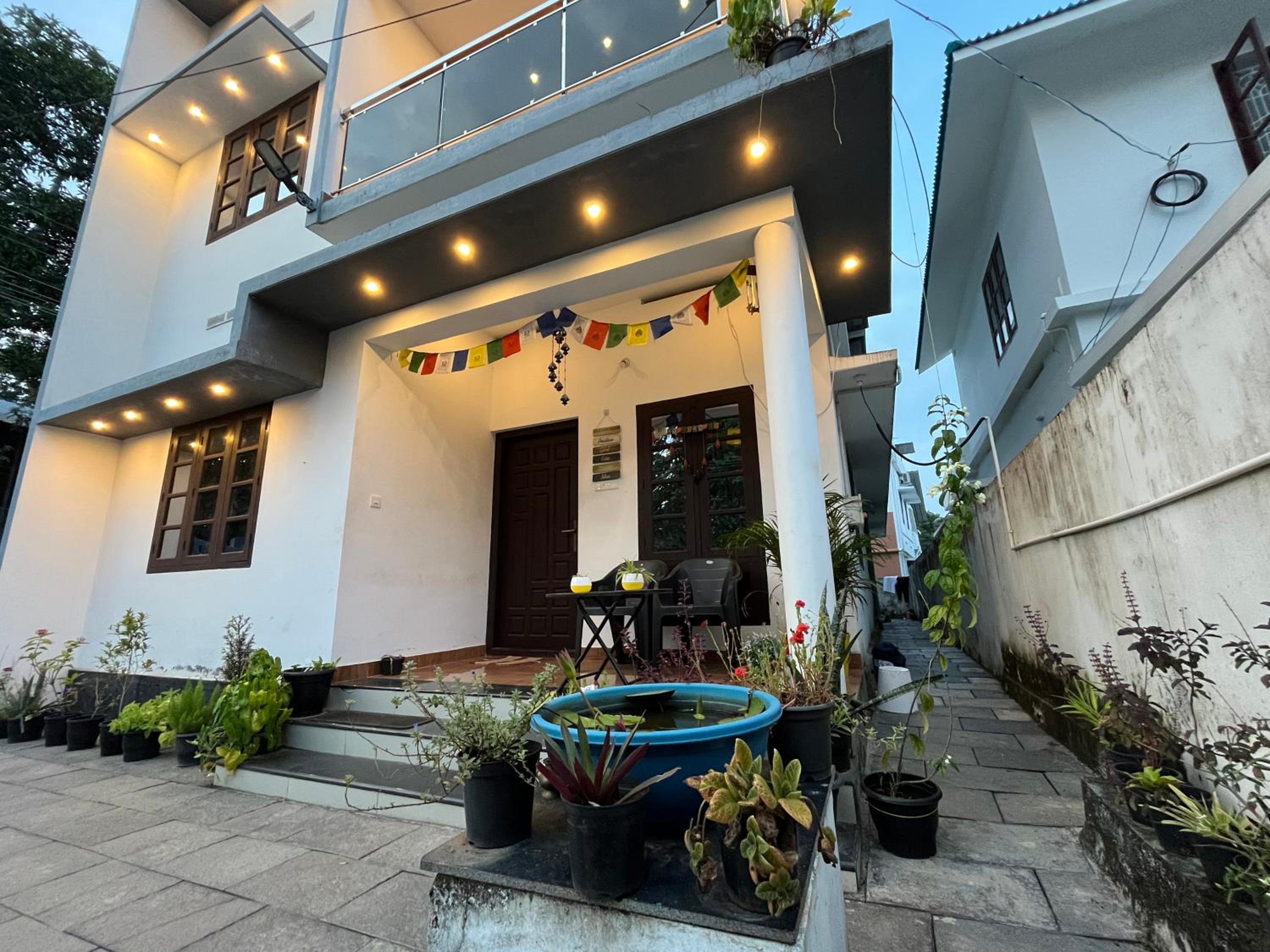 Phoenix homestay