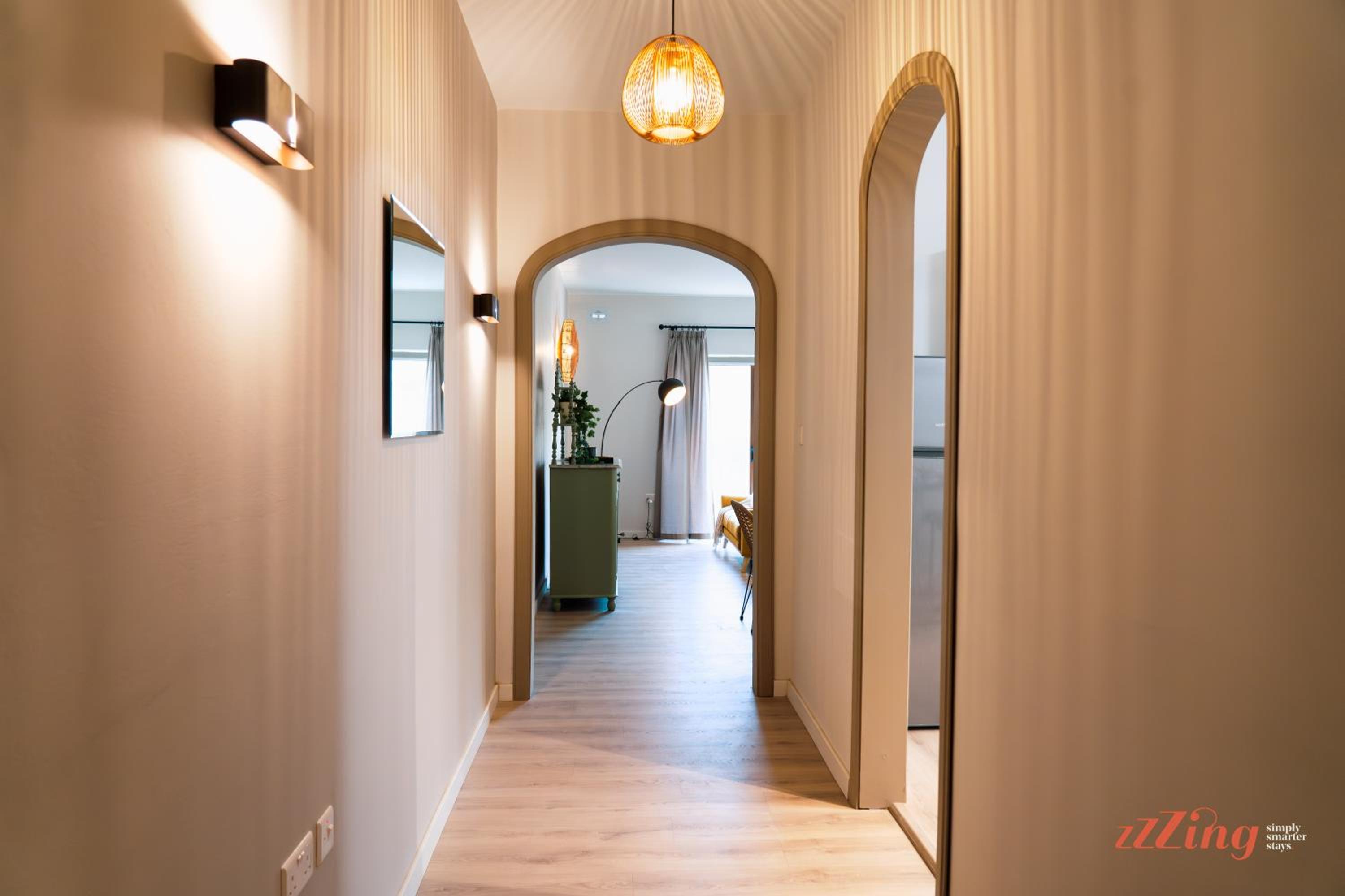 Stylish & stunning holiday home in St Julians photo 3