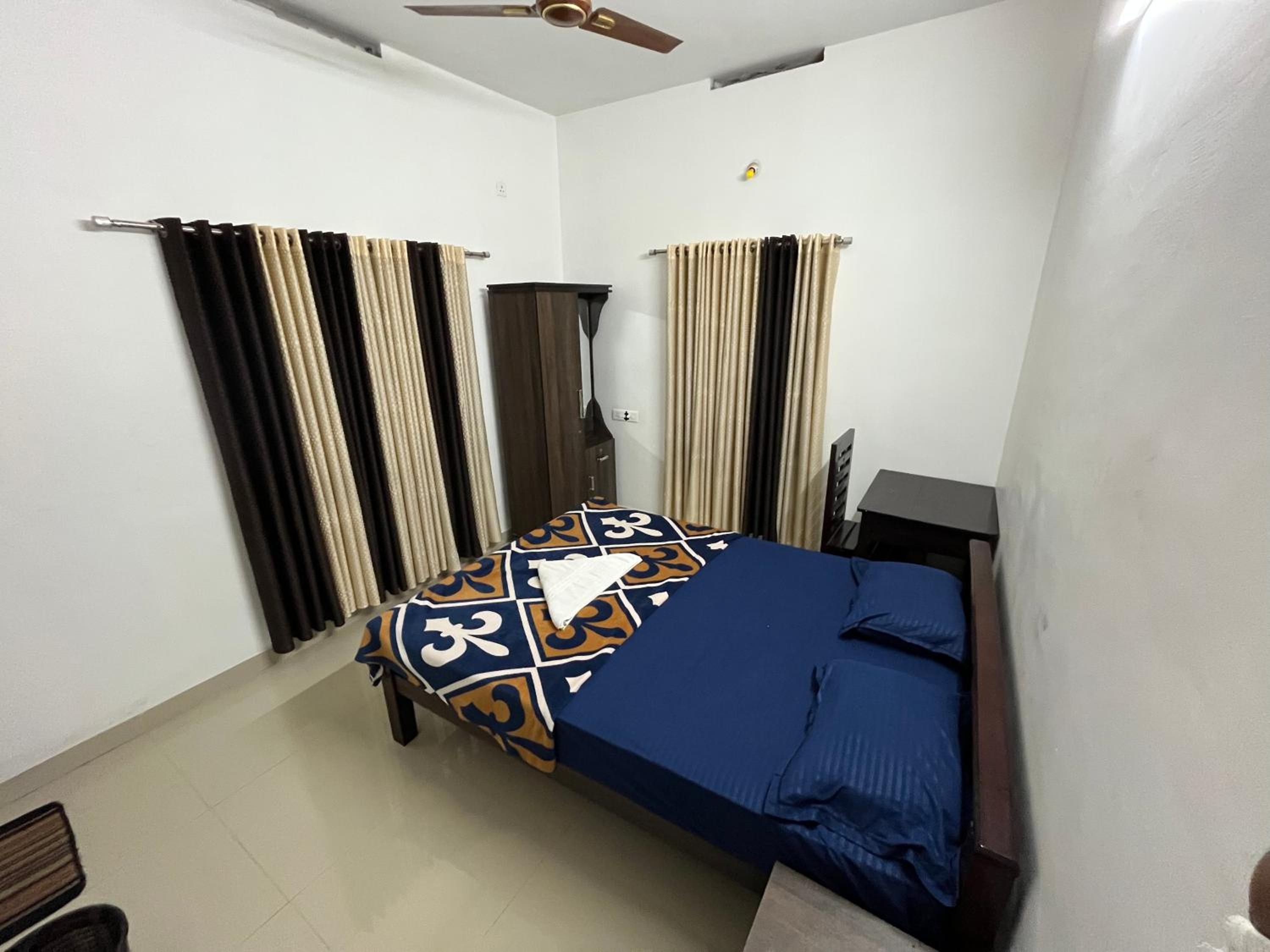 Phoenix homestay