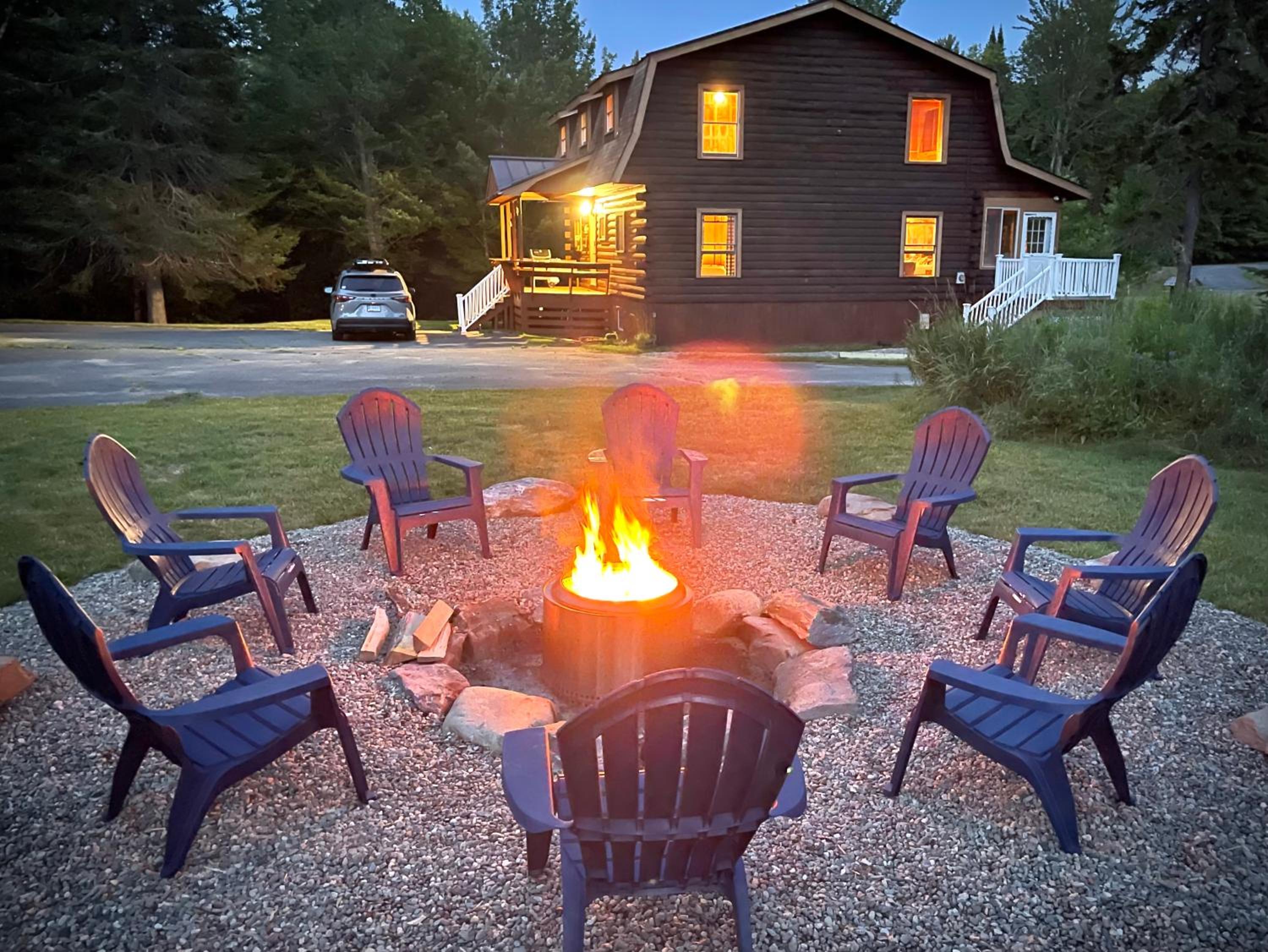 HGTV Log Cabin near Lake Willoughby, Burke, Jaypeak ang Kingdom Trails view 4