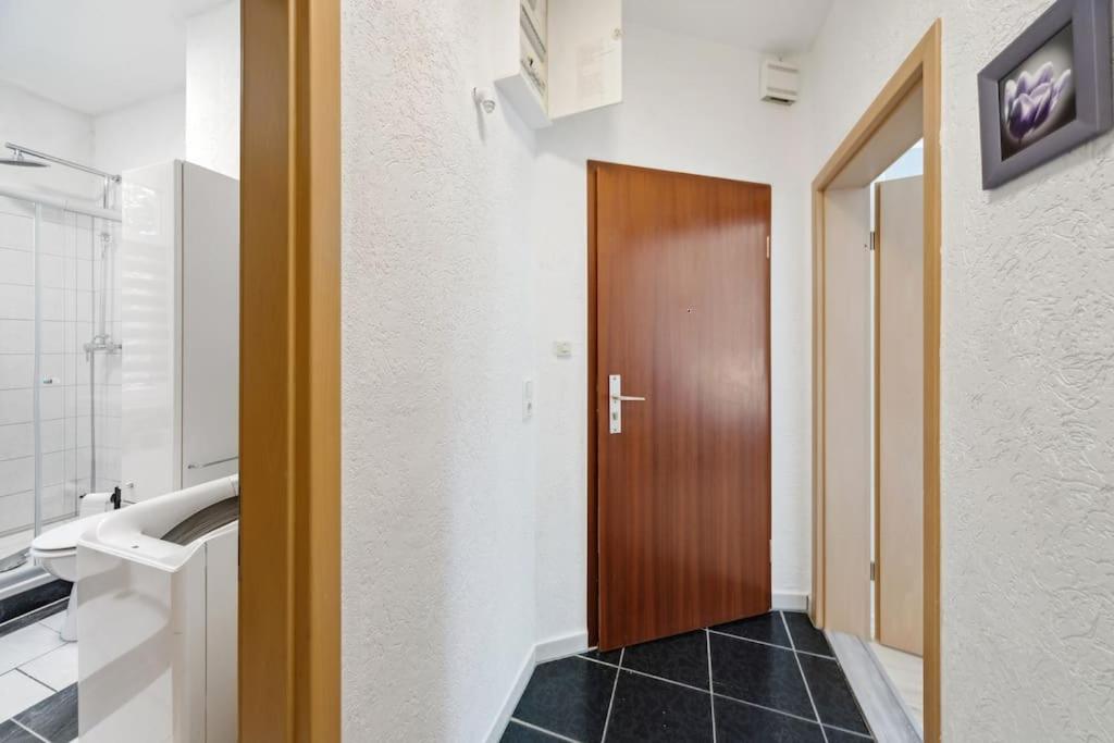 Schöne FeWo im EG mit Hof, für 4 Personen